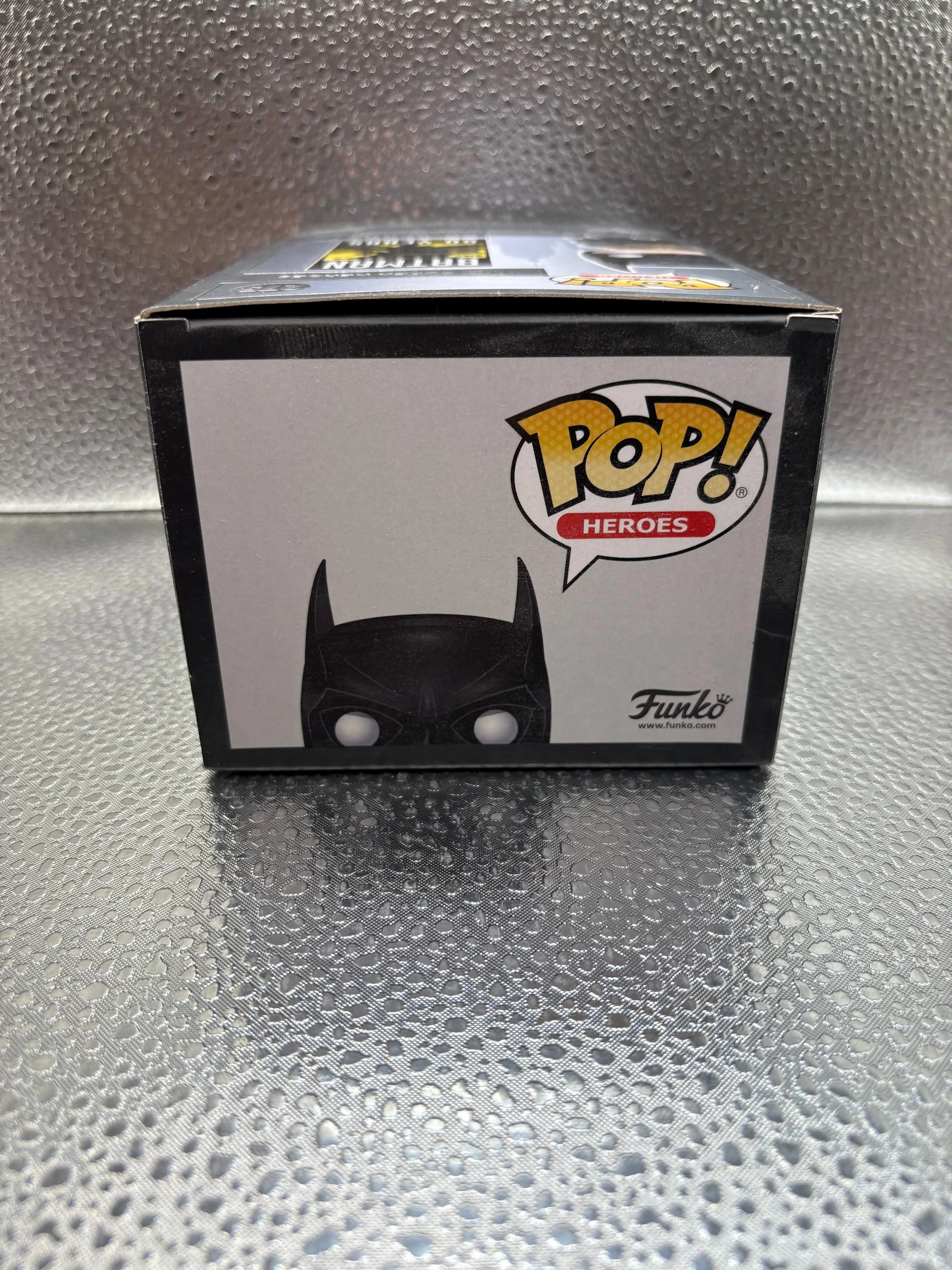 Funko Pop Vinyl #275 Heroes Batman FRENLY BRICKS - Open 7 Days