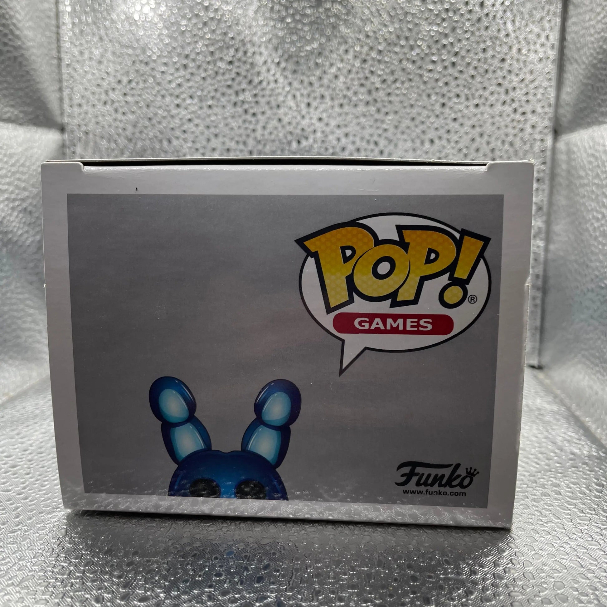 Funko Pop! Games #230 Five Nights at Freddy's Bon Bon Vinyl FRENLY BRICKS - Open 7 Days