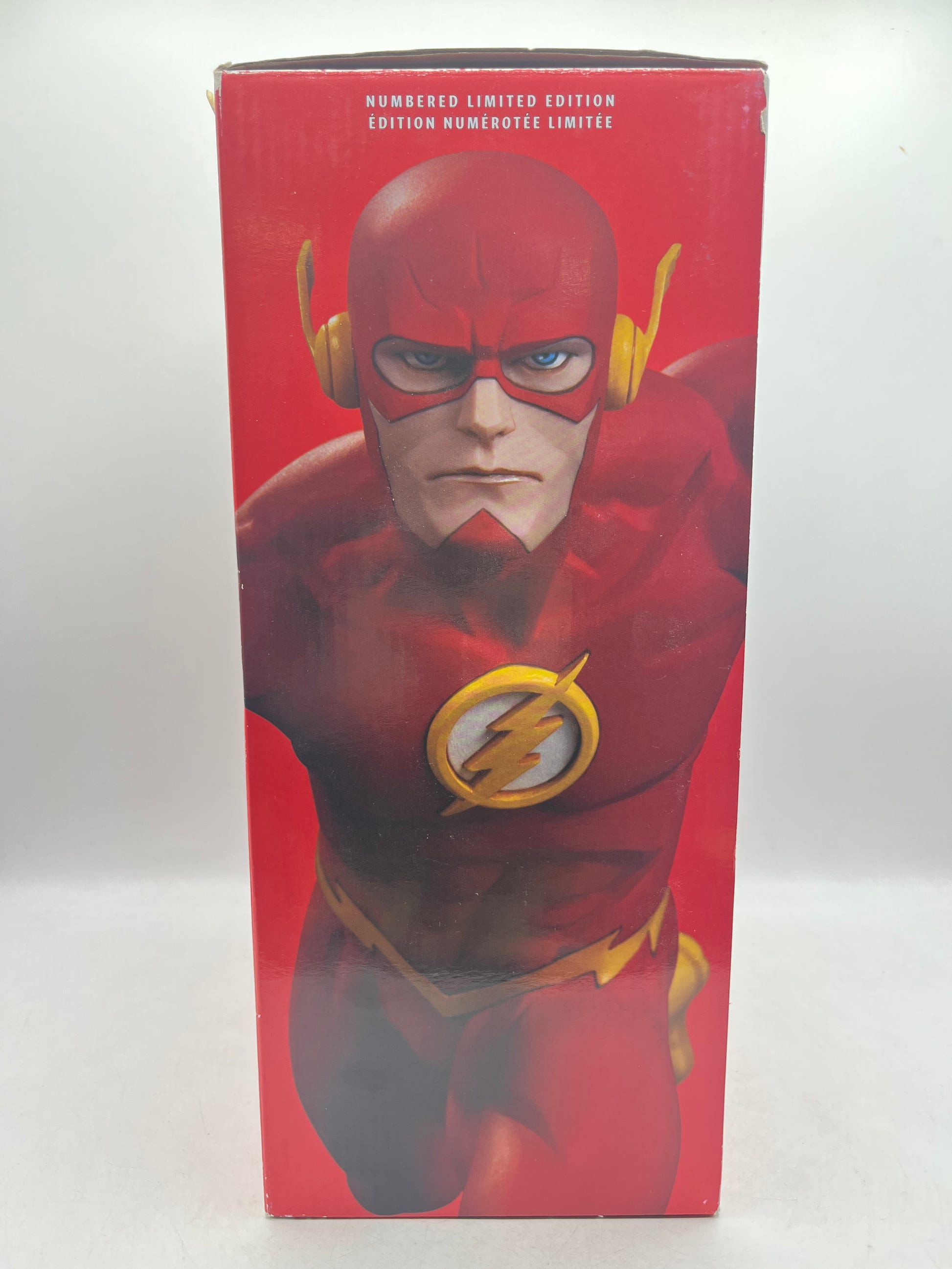 DC Designer Series “The Flash” 9” Limited Edition Statue – #0365 of 5000 image 4