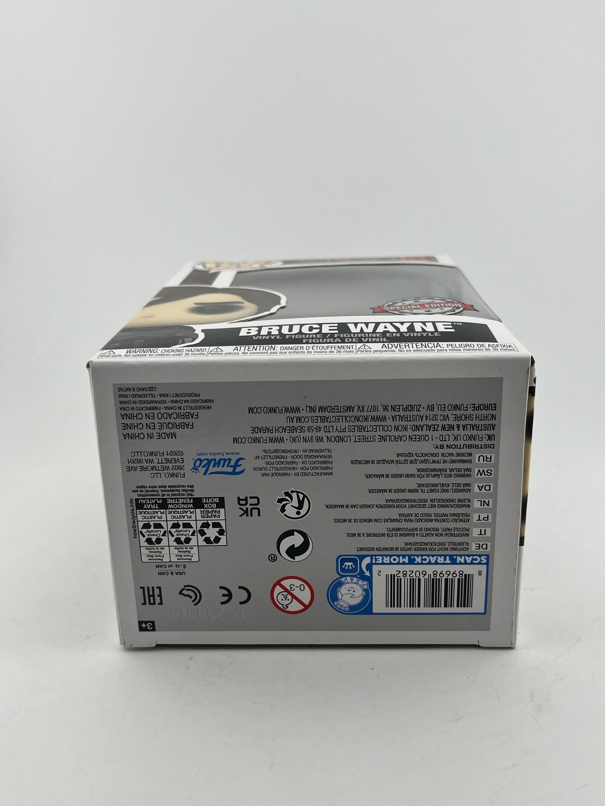 Funko POP! Movies The Batman - Bruce Wayne #1194 - Special Edition FRENLY BRICKS - Open 7 Days