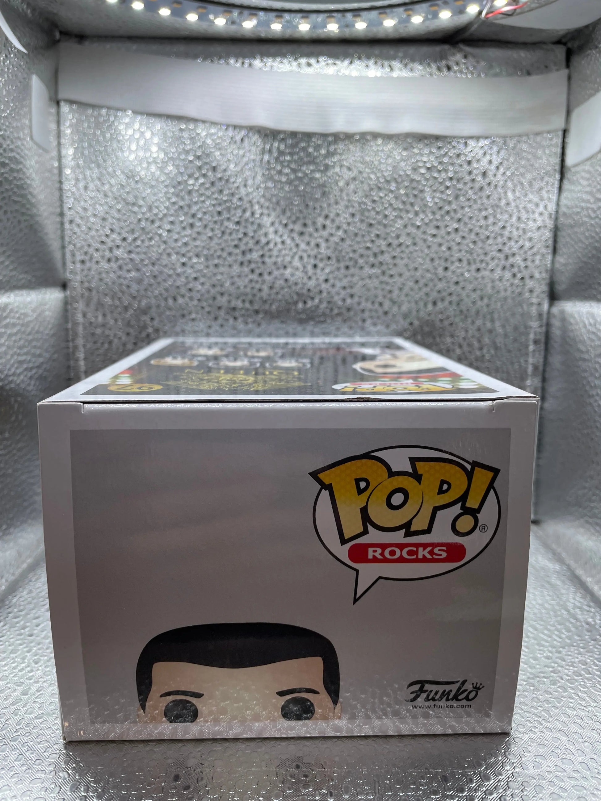 Funko Pop! Vinyl: Freddie Mercury (Diamond Collection) - Special Editon (Exclusive) #97 FRENLY BRICKS - Open 7 Days