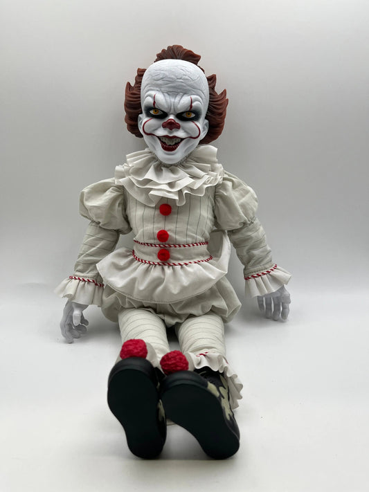 Mezco Toyz IT Pennywise MDS Roto Plush Figure Horror Movie Collectible FRENLY BRICKS - Open 7 Days
