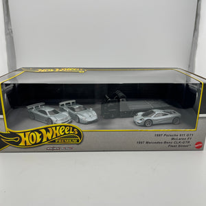 Hot Wheels Premium 90s Supercars Diorama: Porsche, McLaren, Mercedes-Benz FRENLY BRICKS - Open 7 Days