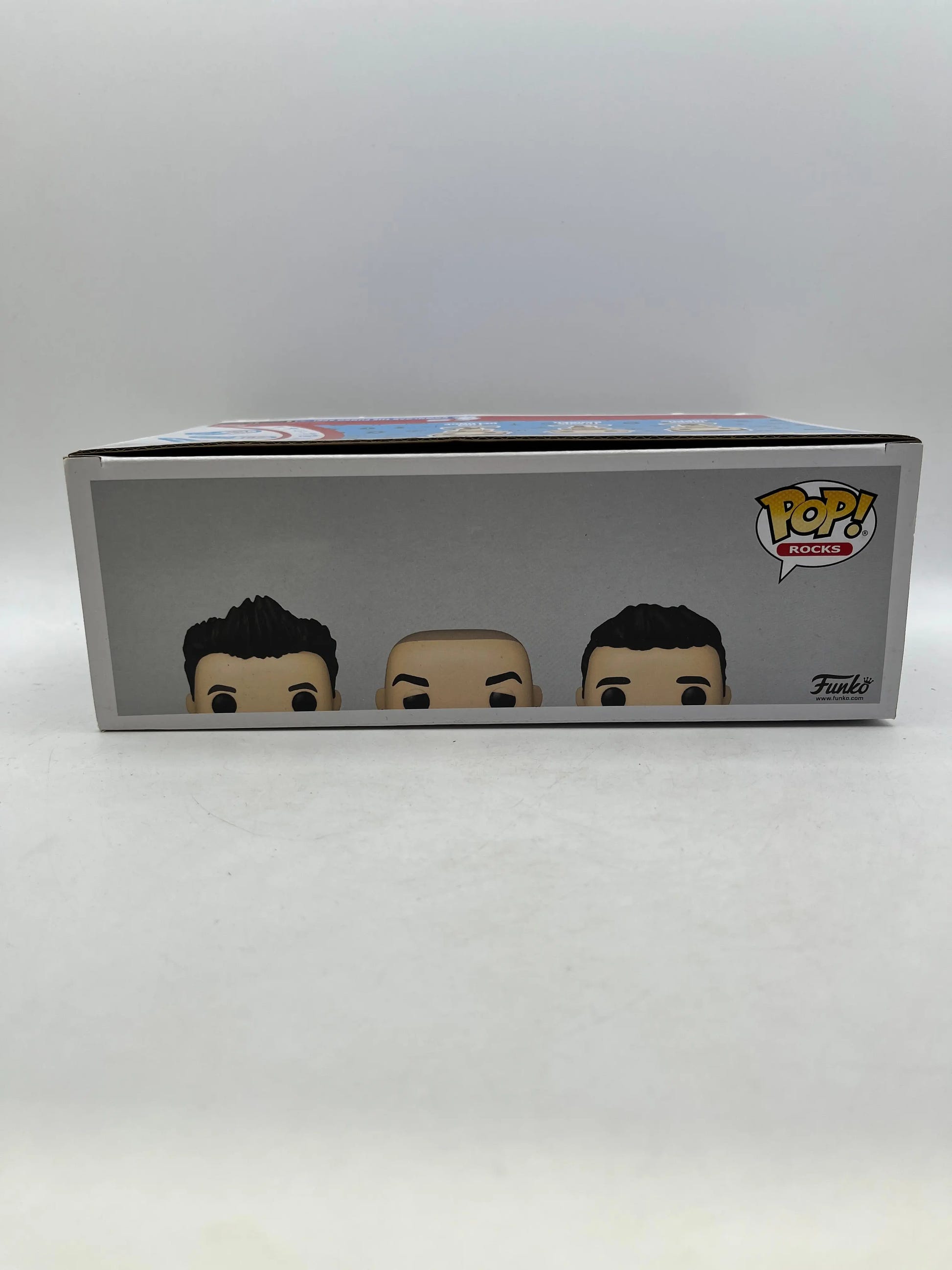 Funko POP! Rocks - Blink 182 - Mark Hoppus/Travis Barker/ Tome Delinge #3 Pack FRENLY BRICKS - Open 7 Days image 5