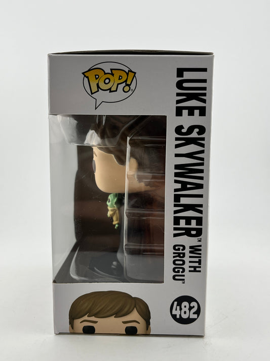 Funko POP! Star Wars - Luke Skywalker With Grogu #482 - Vinyl Collectable FRENLY BRICKS - Open 7 Days