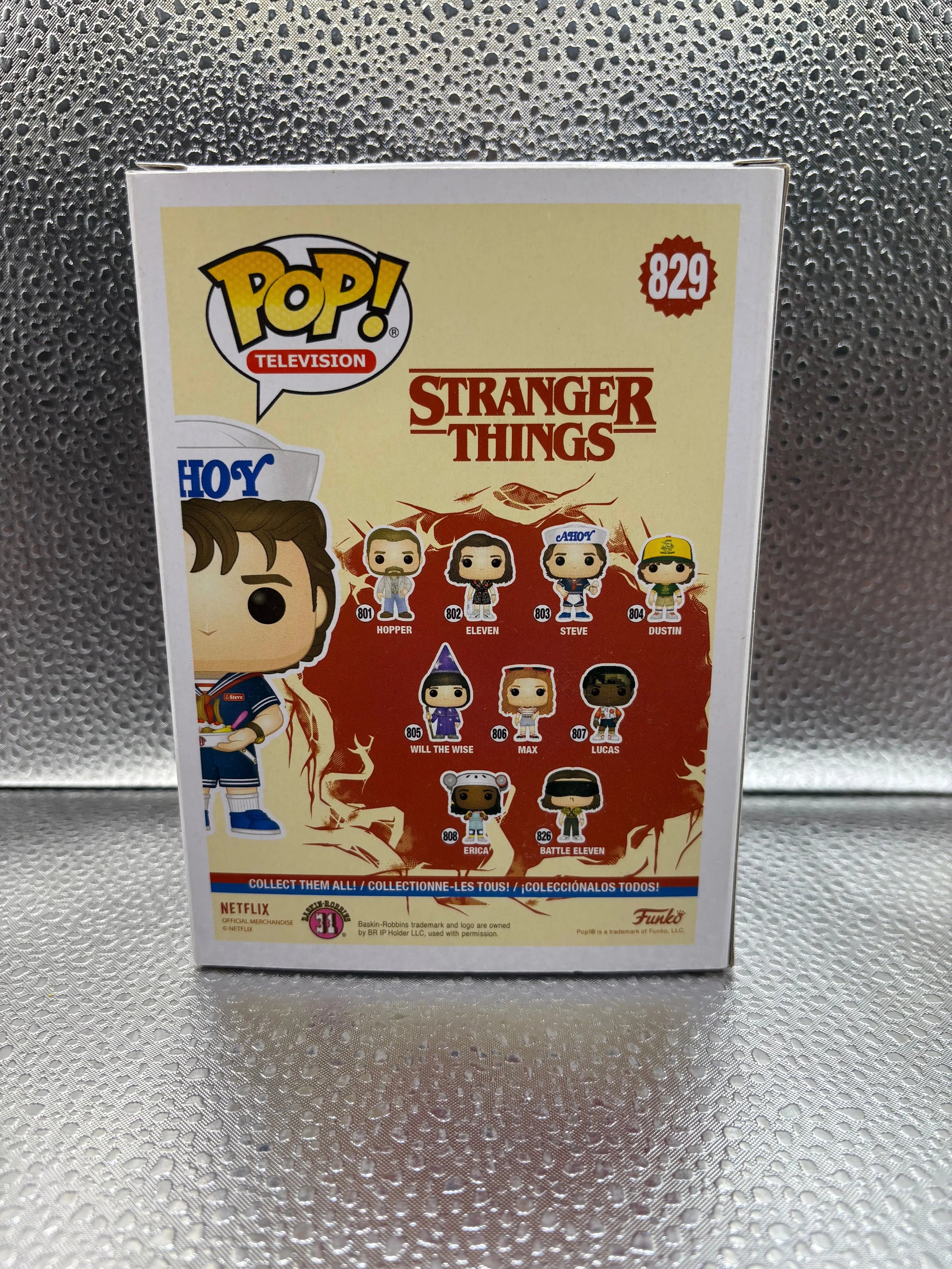 Pop Vinyl #829 Television Stranger Things Steve FRENLY BRICKS - Open 7 Days