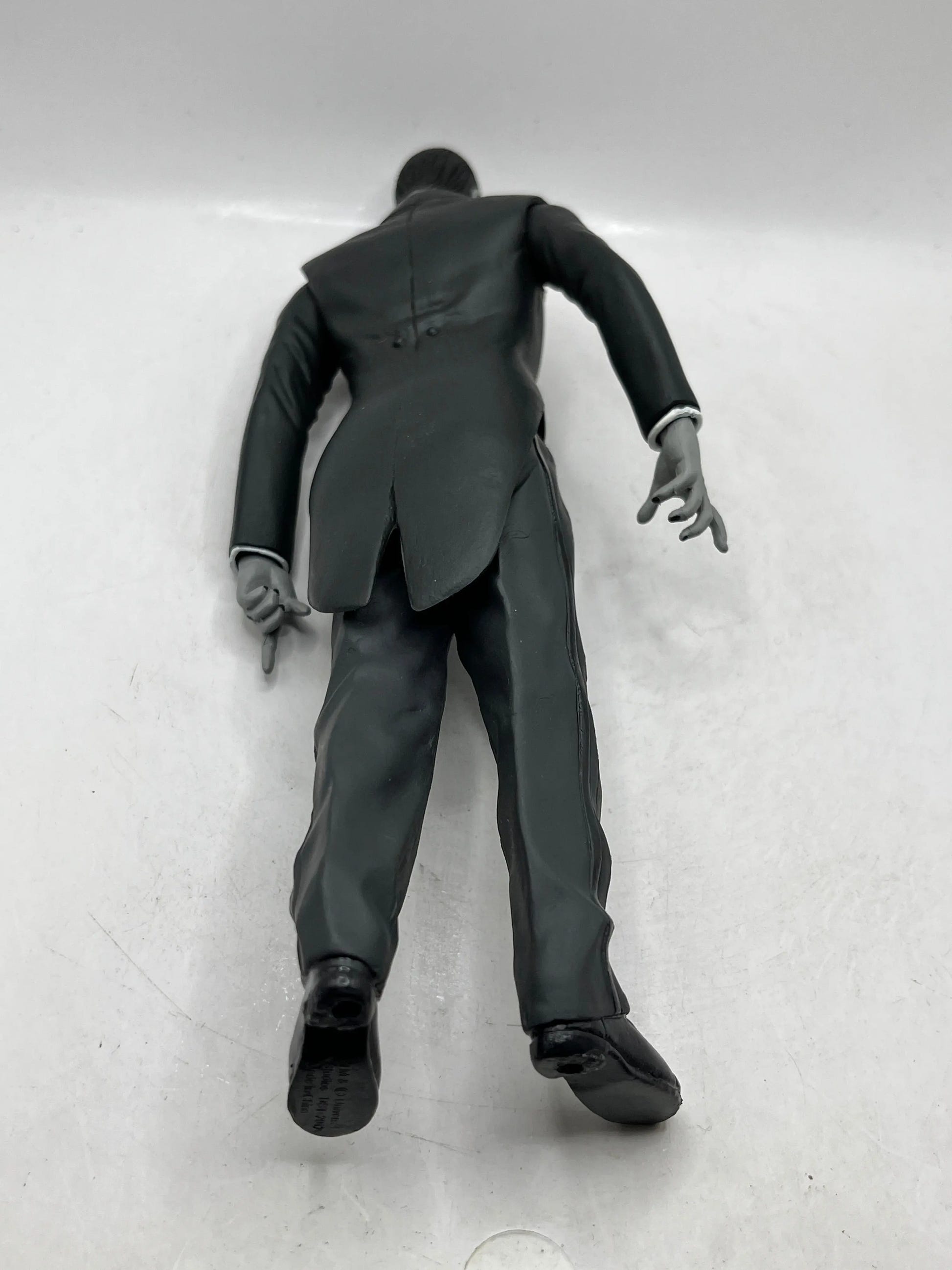 Universal Monsters Legacy Diamond Select Dracula 2012 Action Figure Statue - No Stand FRENLY BRICKS - Open 7 Days image 4