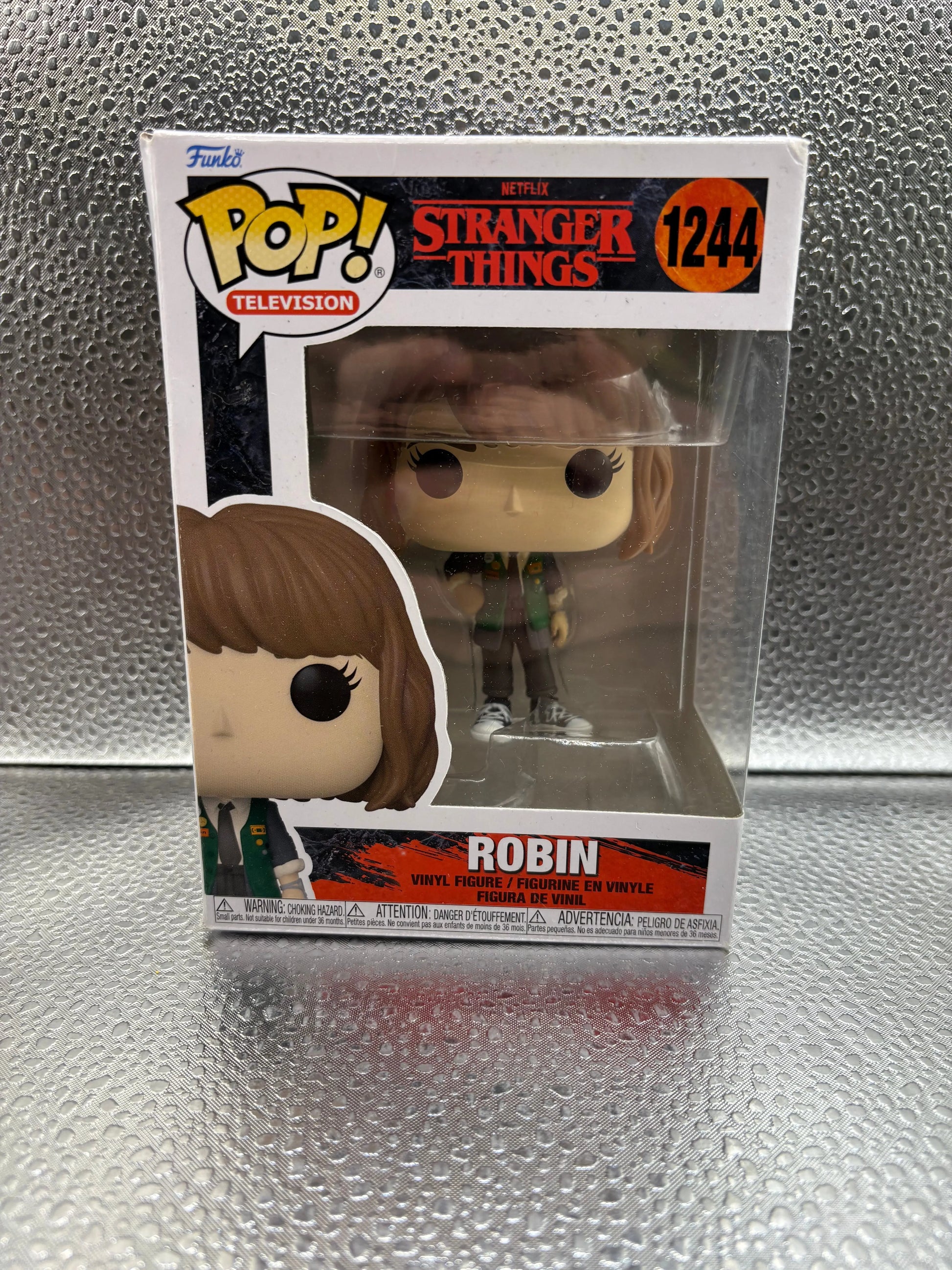 Pop Vinyl #1244 Stranger Things Robin FRENLY BRICKS - Open 7 Days