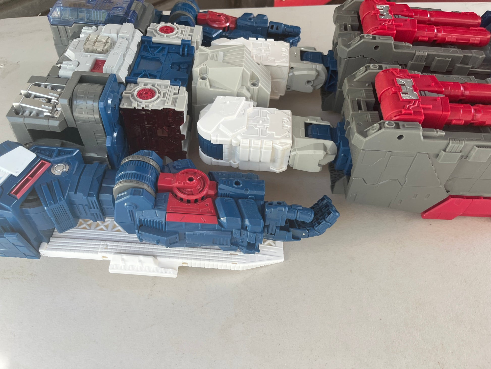 Transformers Fortress Maximus LG-31 Legends Titan Class FRENLY BRICKS - Open 7 Days