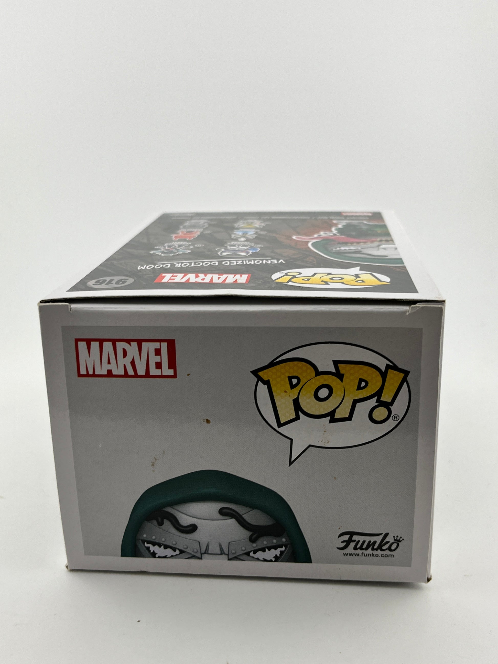 Funko POP! Marvel Venom - Venomized Doctor Doom #916 - Special Edition FRENLY BRICKS - Open 7 Days