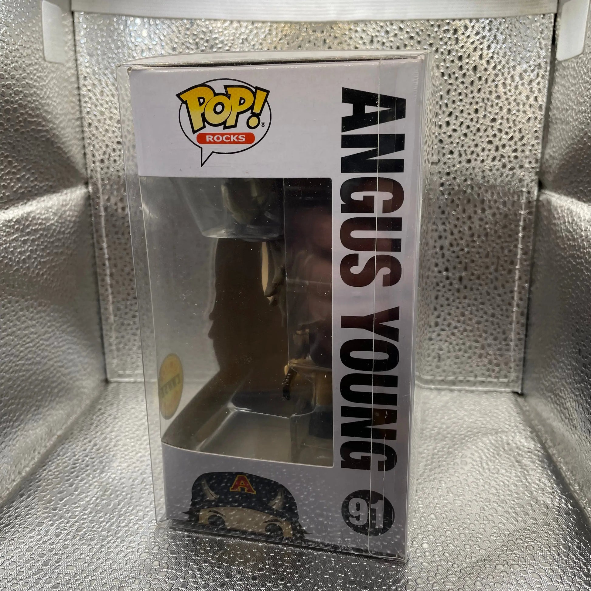 Funko Pop Rocks Vinyl Figure AC DC - # 91 Angus Young - Chase FRENLY BRICKS - Open 7 Days