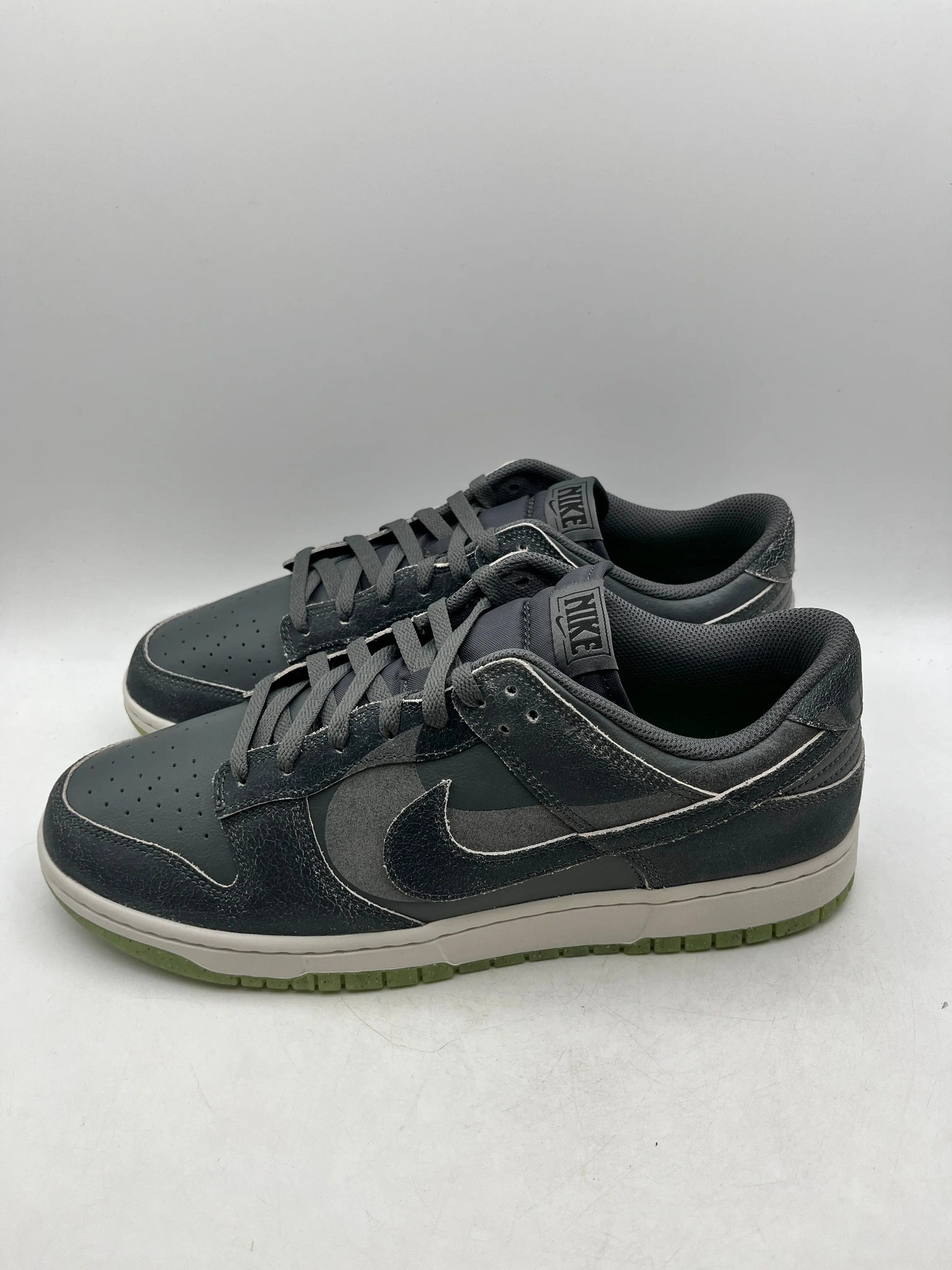 Nike Dunk SE Low Halloween - Cauldron - Mens UK12 - With Box FRENLY BRICKS - Open 7 Days image 2