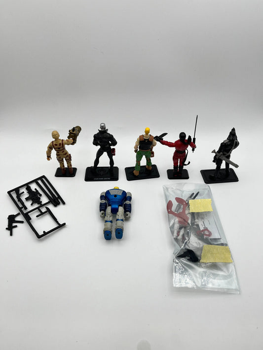 G.I Joe Action Figure With Accessories Bundle 4 FRENLY BRICKS - Open 7 Days