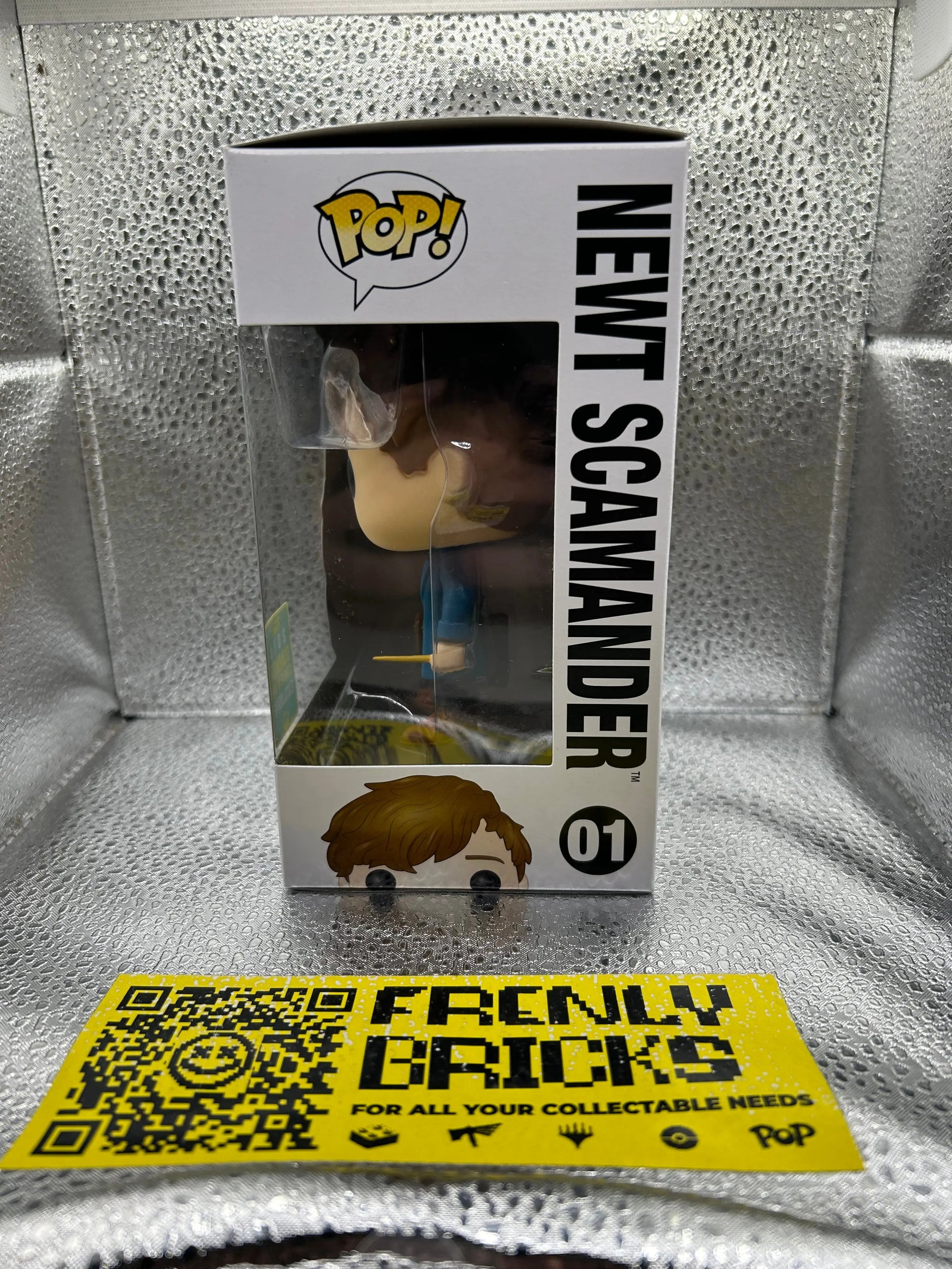 Pop Vinyl 01 Fantastic Beasts Newt Scamander FRENLY BRICKS - Open 7 Days