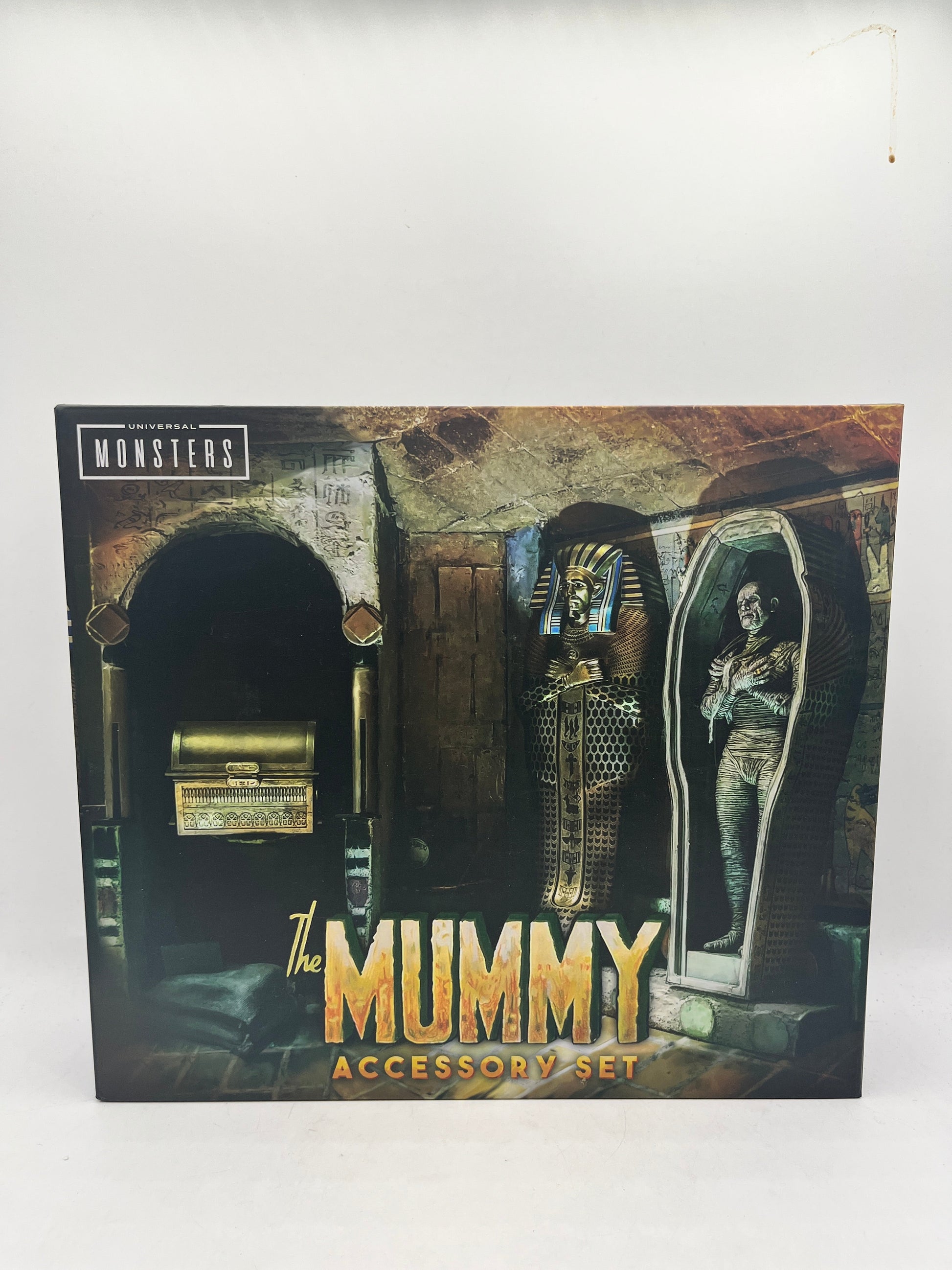 Neca The Mummy Coffin Figure & Chest Universal Monsters Accessory Toy Set - Sealed FRENLY BRICKS - Open 7 Days