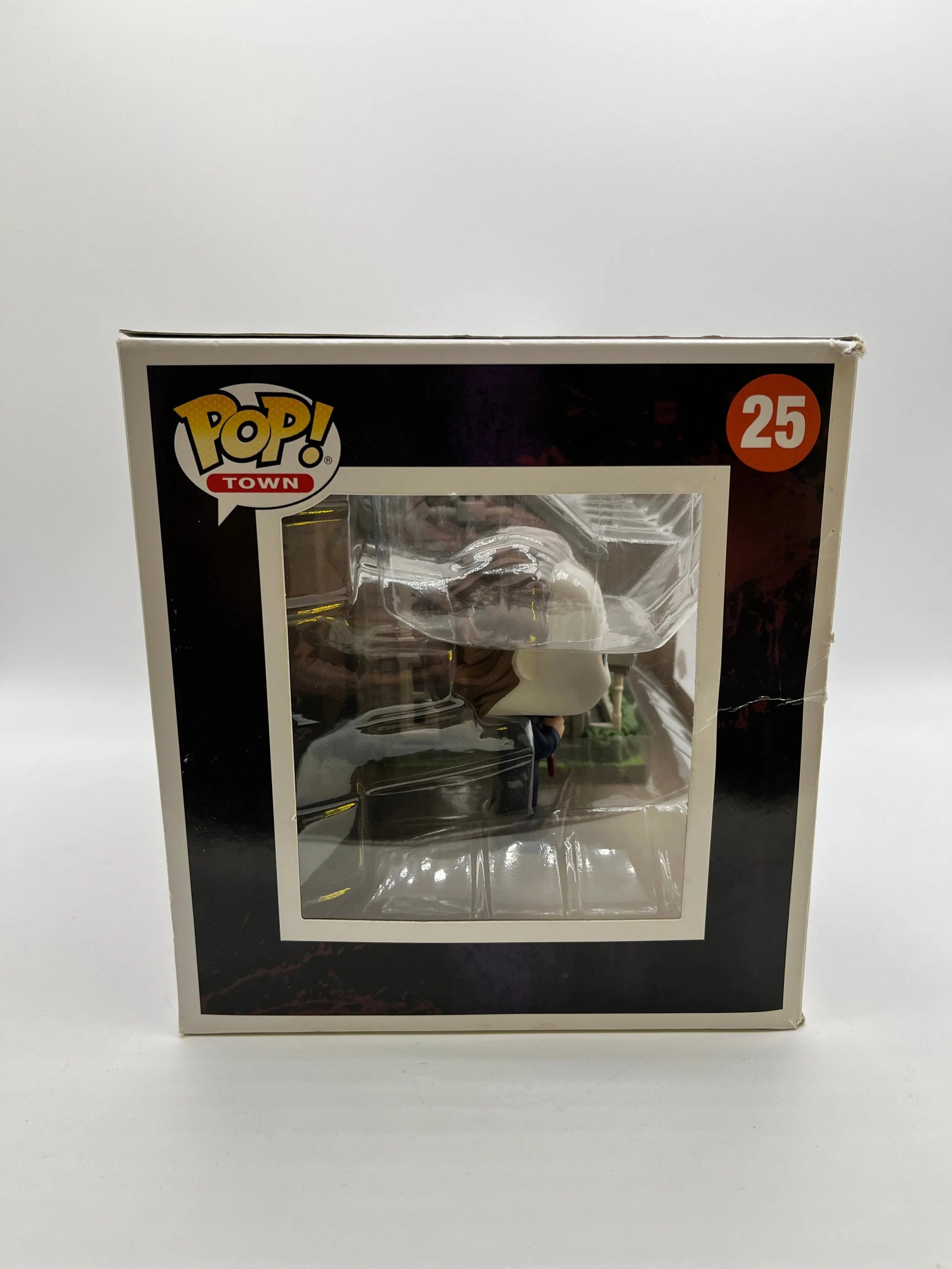 Funko POP! Town - Halloween Micheal Myers With Myers House #25 - Damaged Box FRENLY BRICKS - Open 7 Days