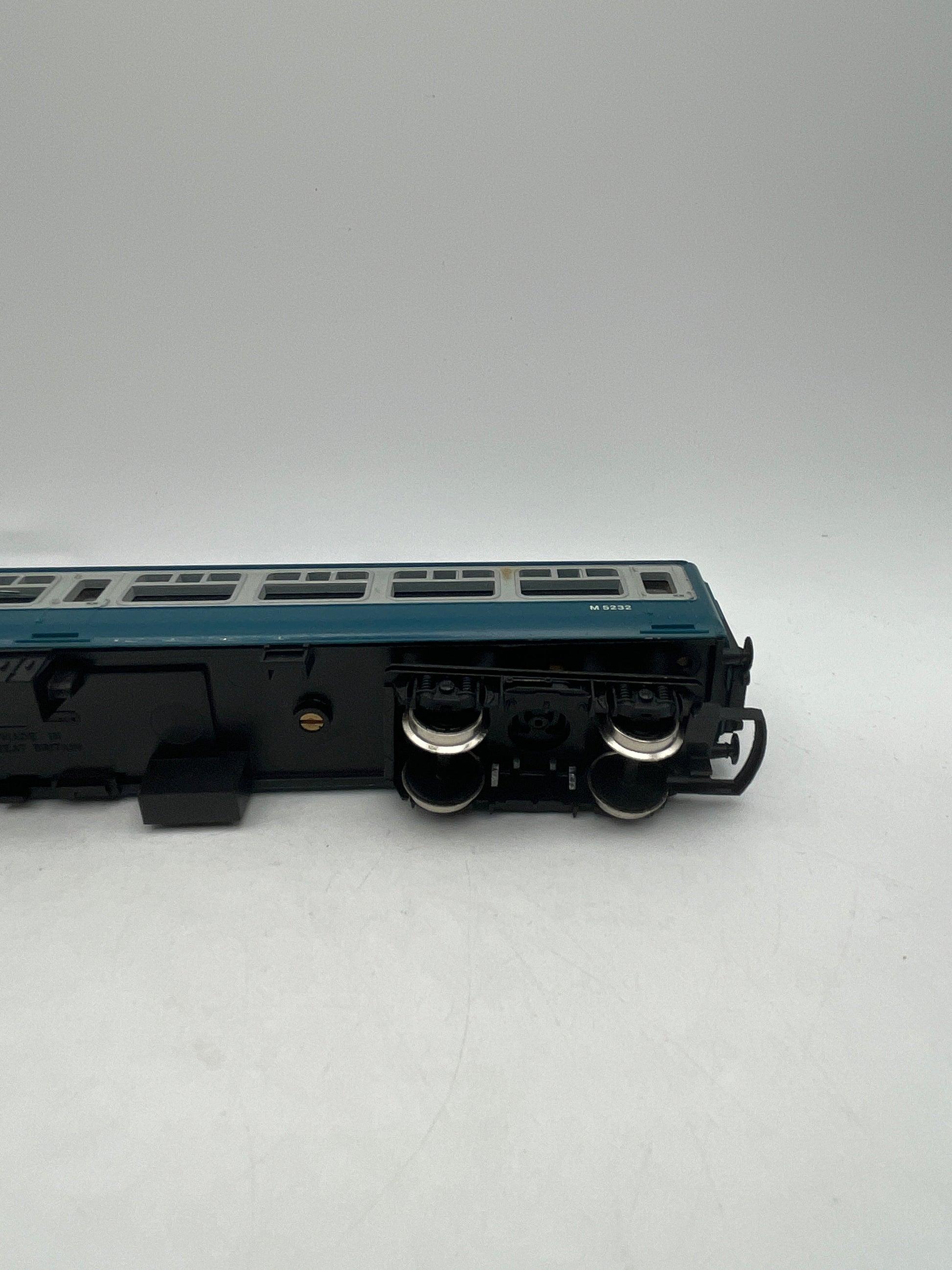 Hornby R751 Class 37 Diesel Locomotive OO Gauge British Rail Blue 37 130 8H22 FRENLY BRICKS - Open 7 Days