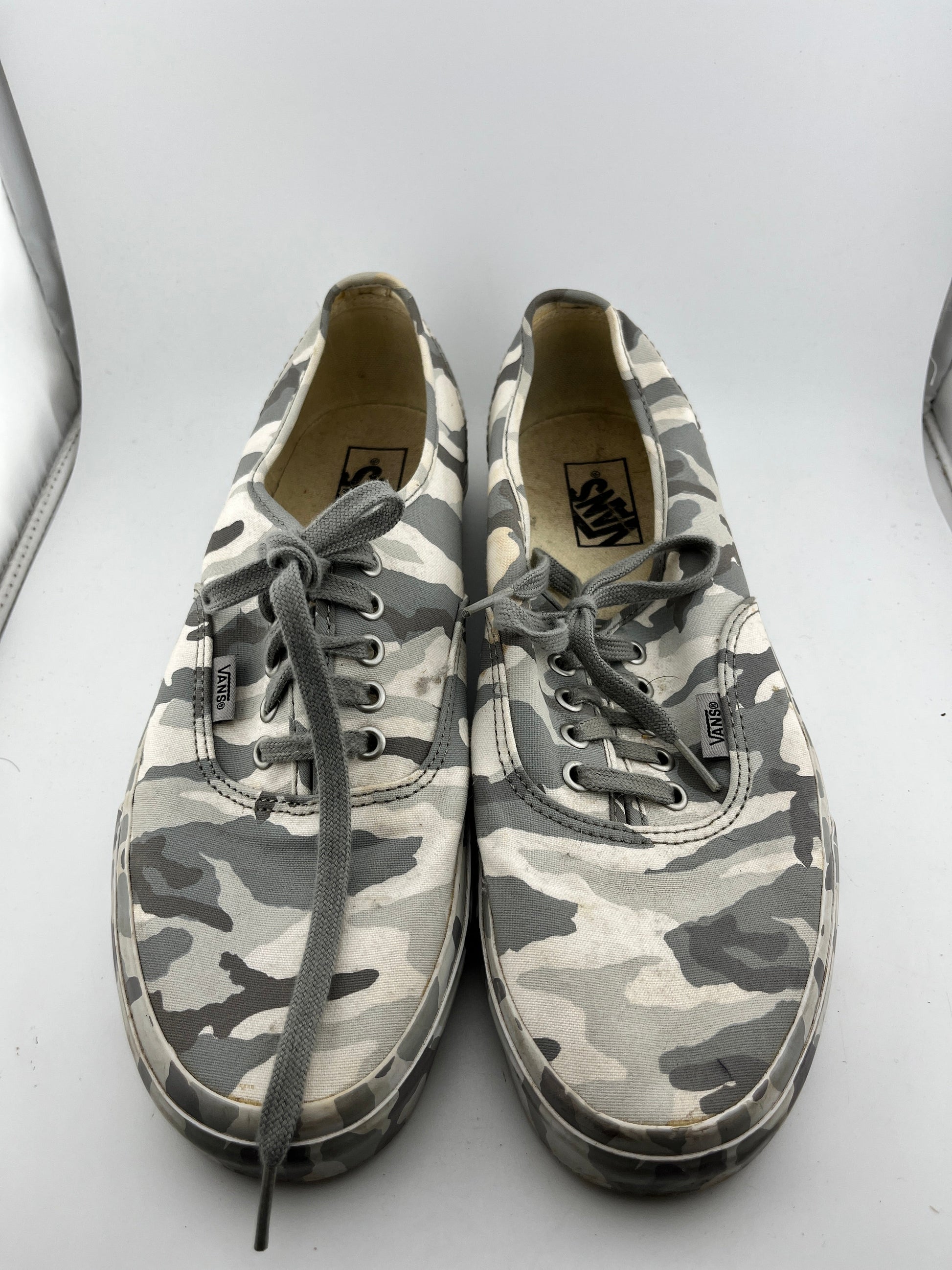 Vans Of The Wall - Low Grey Camo Worn - Size Men’s US 11 FRENLY BRICKS - Open 7 Days