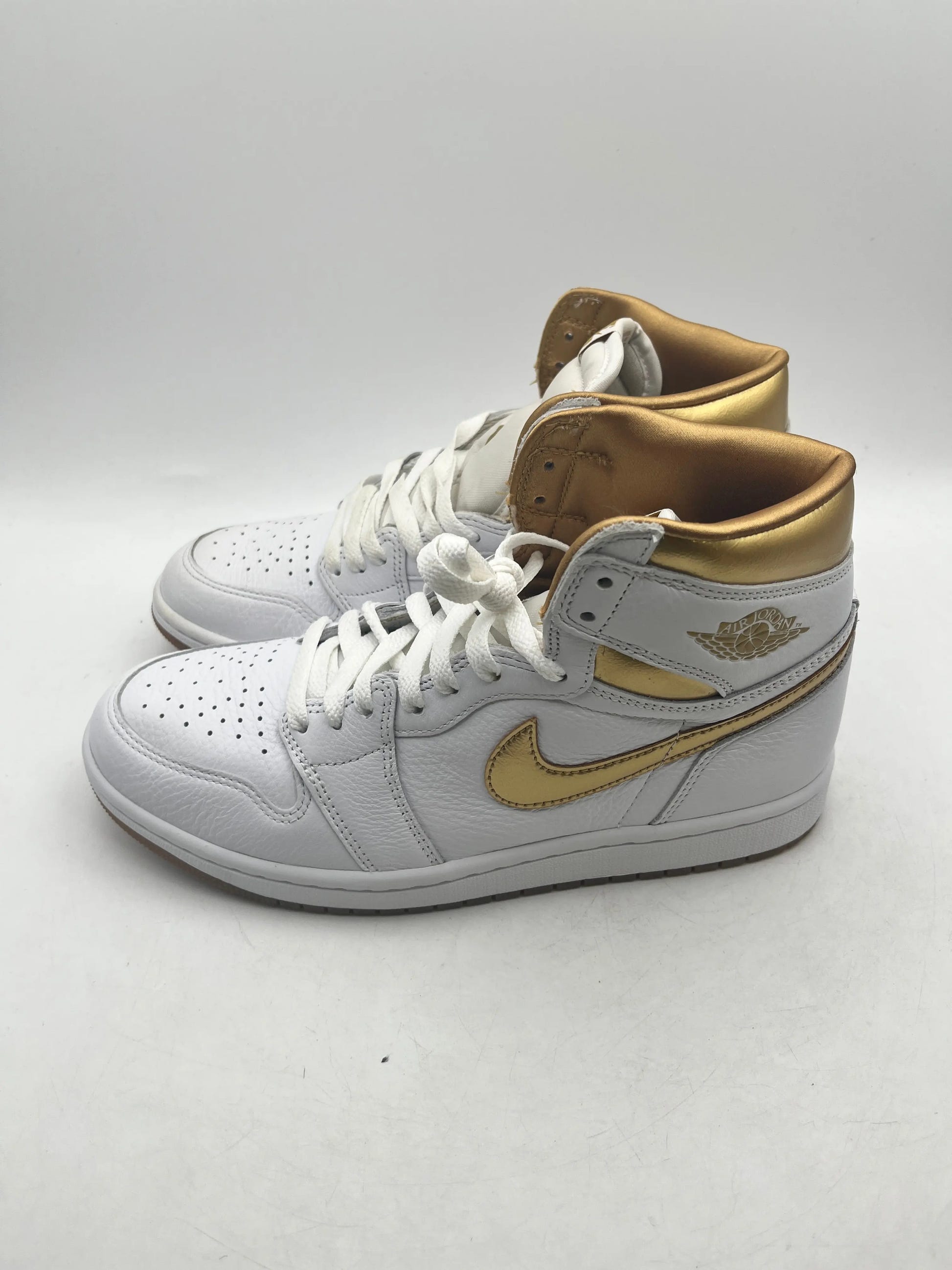 Air Jordan 1 Retro OG High Metallic Gold W (FD2596-107) - UK 6.5 - New Condition FRENLY BRICKS - Open 7 Days image 2