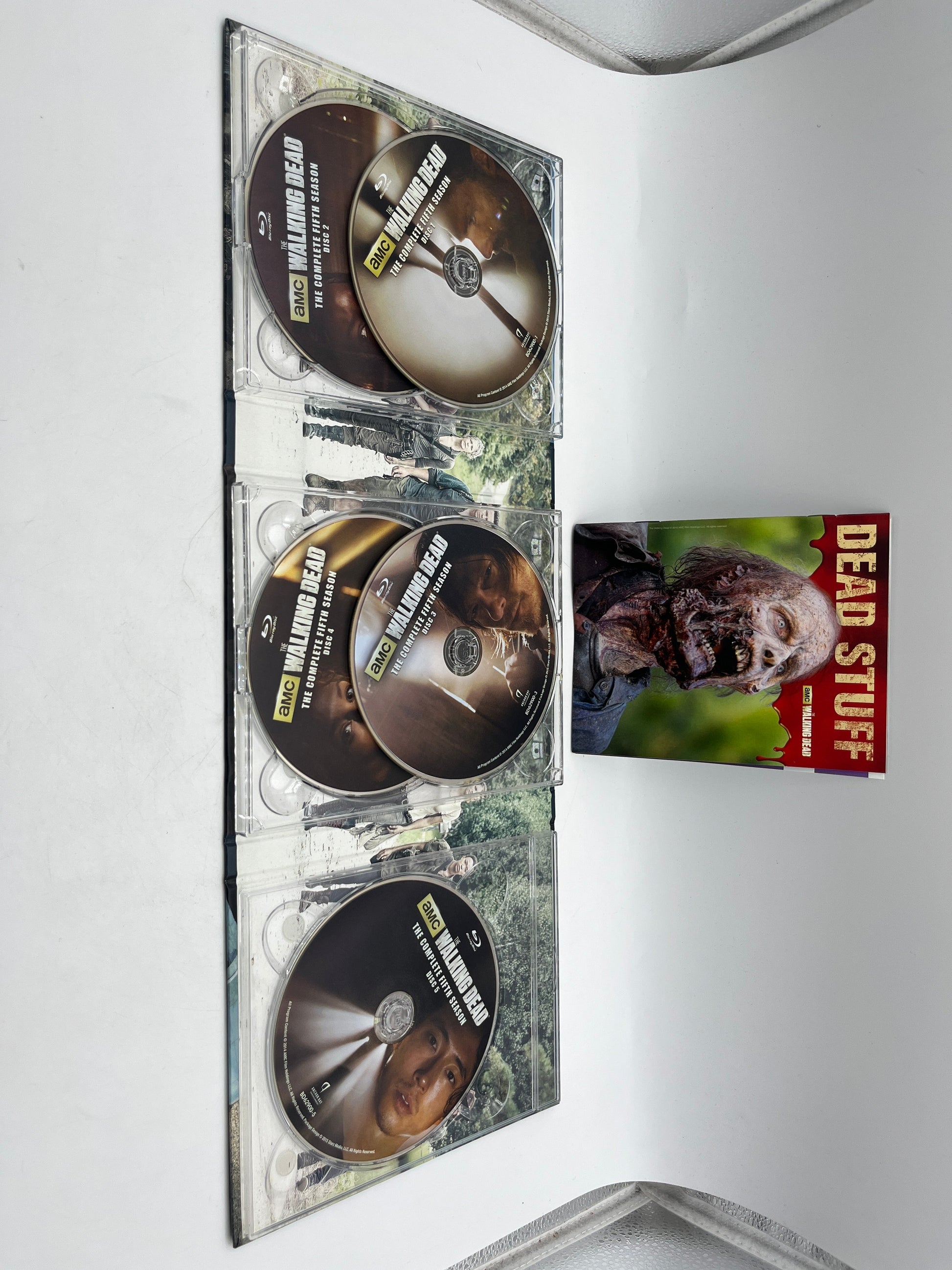 The Walking Dead Season:5 Blu-Ray Limited Edition Napalm Walker Statue Set FRENLY BRICKS - Open 7 Days