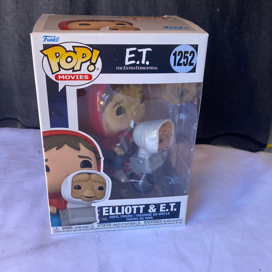 Funko POP! Elliot & E.T. FRENLY BRICKS