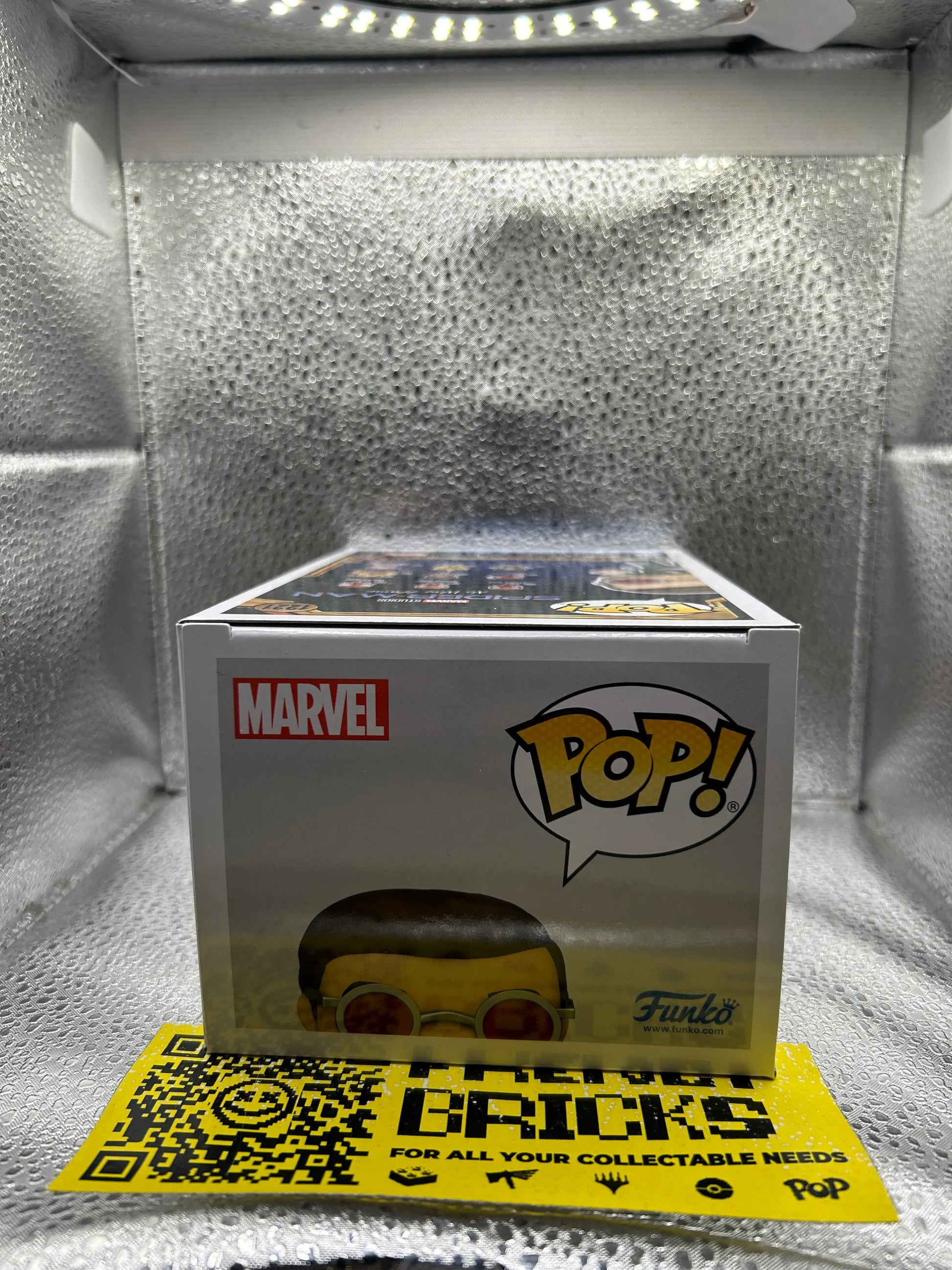 Pop Vinyl Marvel #1221 Matt Murdock FRENLY BRICKS - Open 7 Days