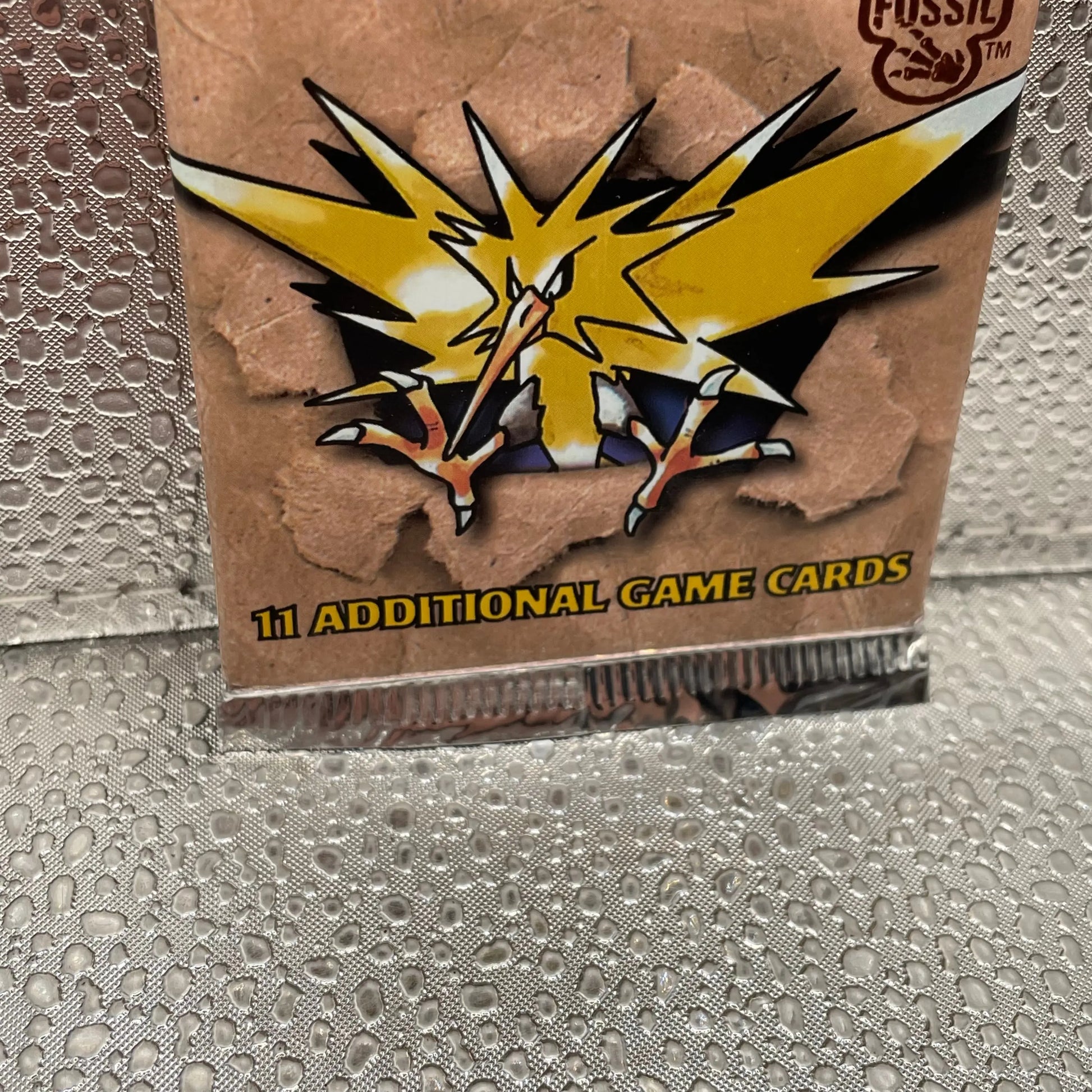 Pokemon Fossil Unlimited WOTC Booster Pack Sealed Zapdos Art Style 1999 FRENLY BRICKS - Open 7 Days