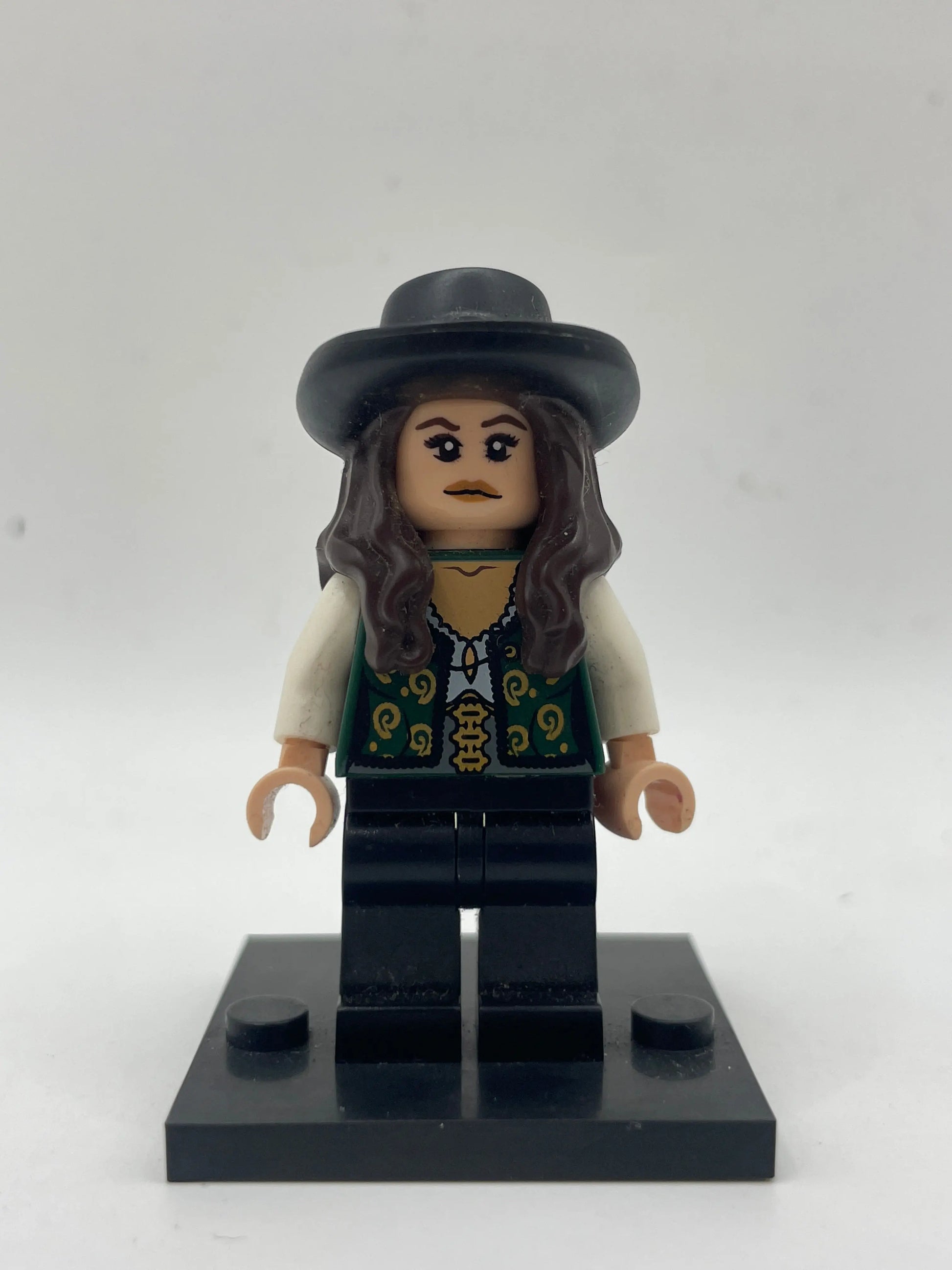 LEGO Minifigure Pirates of the Caribbean - poc006 Angelica - (Genuine) Read description FRENLY BRICKS - Open 7 Days