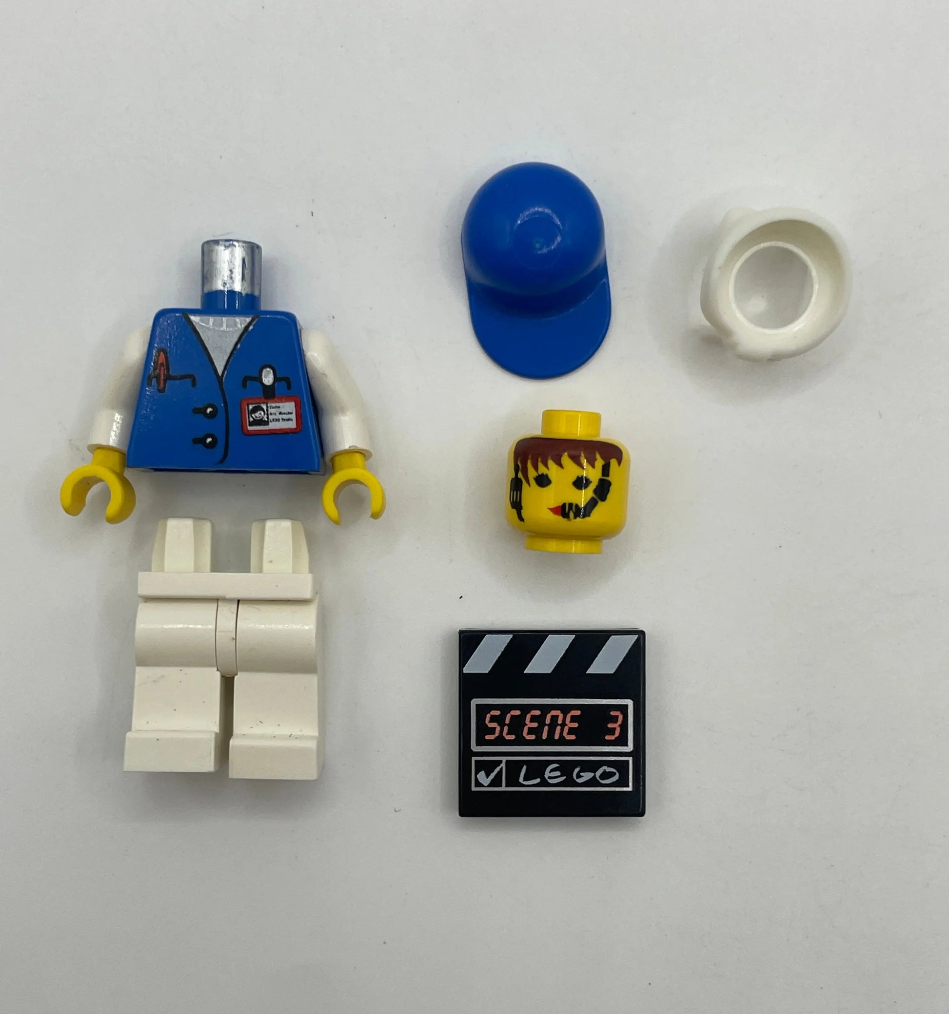 LEGO Minifigure Studios - stu013a Assistant Director - (Complete, Genuine) FRENLY BRICKS - Open 7 Days