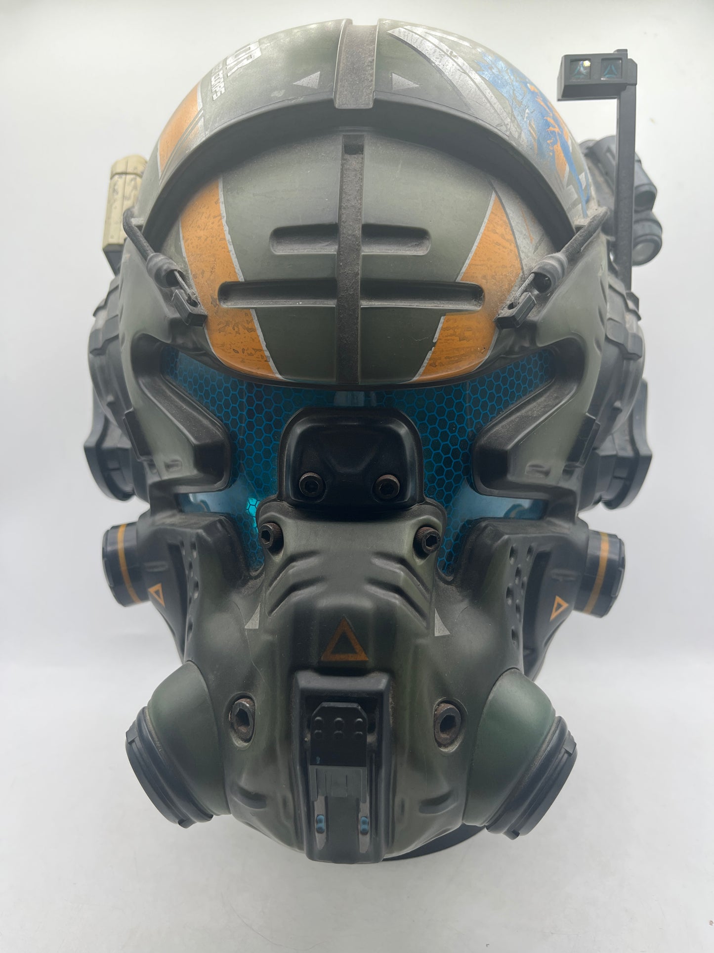 EA Titanfall 2 Vanguard Collector's Edition Helmet Lights & Sounds