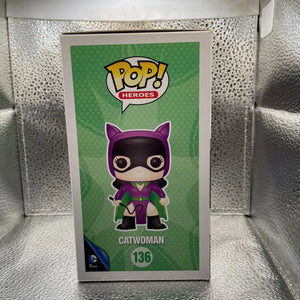 Funko Pop Vinyl Catwoman Exclusive Legion Of Collectors #136 FRENLY BRICKS - Open 7 Days