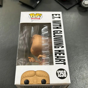 E.T. the Extra-Terrestrial Glow Heart Exclusive Pop! Vinyl Figure #1258 FRENLY BRICKS - Open 7 Days