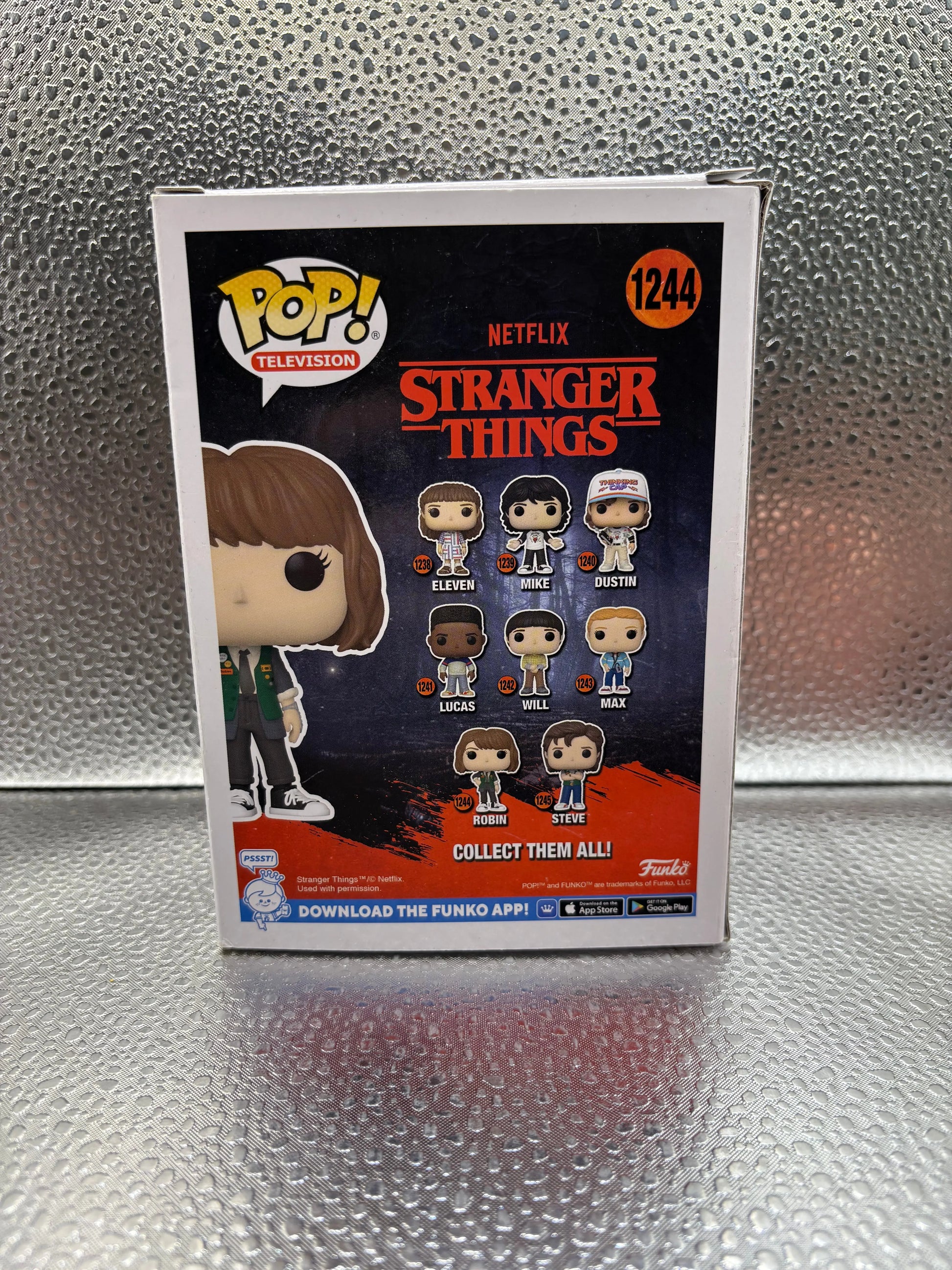 Pop Vinyl #1244 Stranger Things Robin FRENLY BRICKS - Open 7 Days