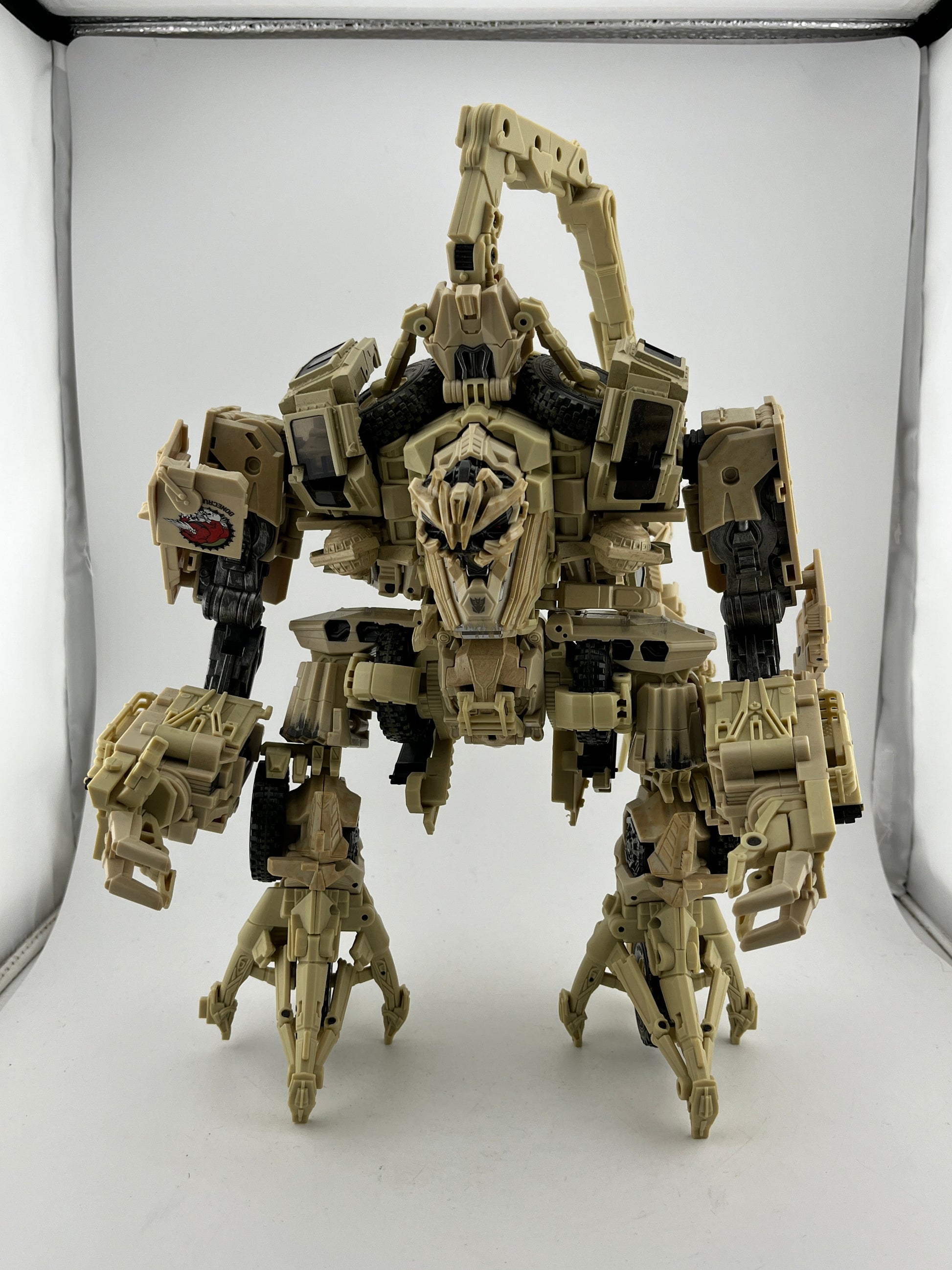 Takara Tomy Transformers Masterpiece Movie Series MPM-14 Bonecrusher - Loose FRENLY BRICKS - Open 7 Days