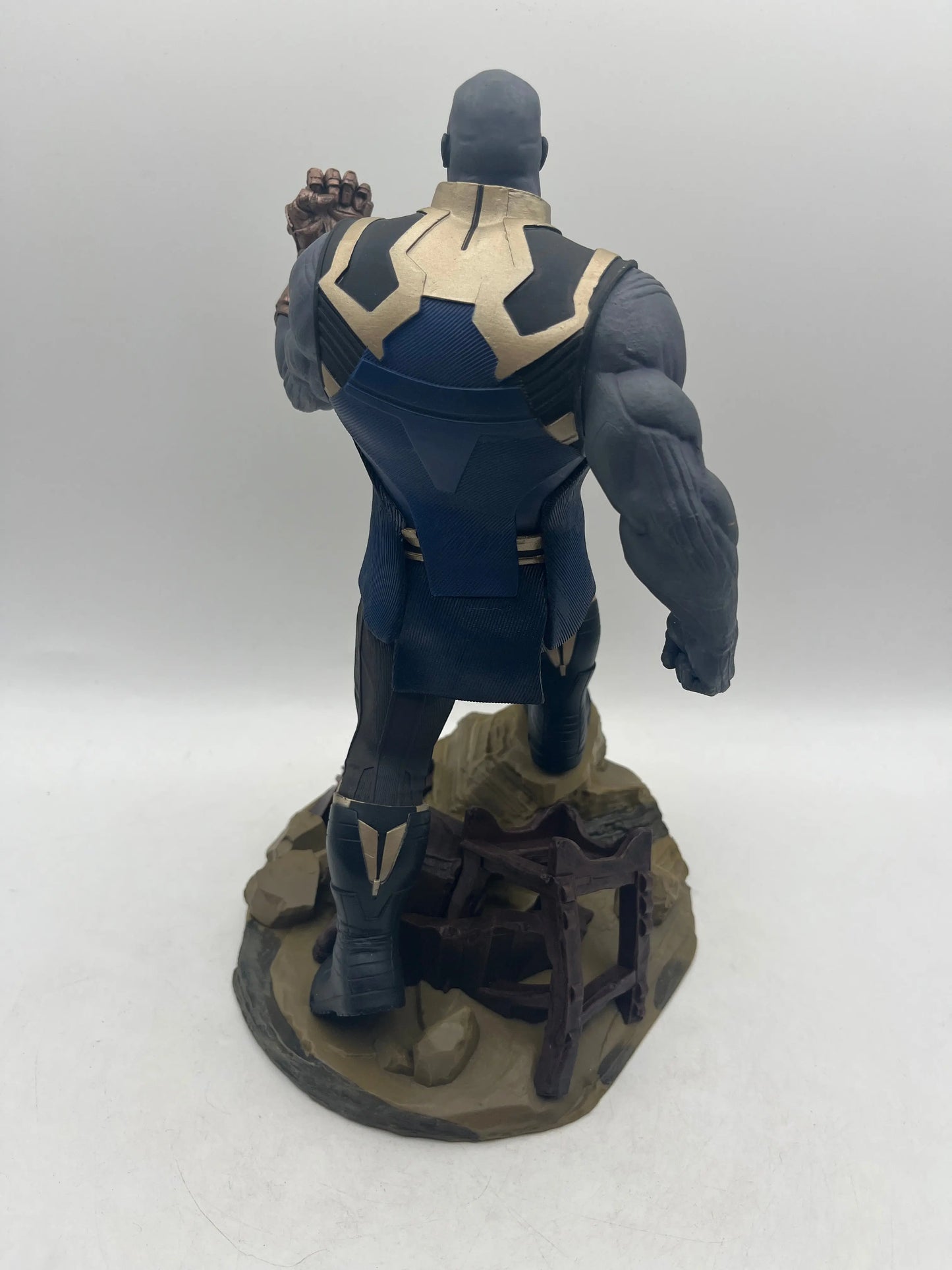 Marvel Gallery Avengers Infinity War THANOS PVC statue Diamond Gallery FRENLY BRICKS - Open 7 Days