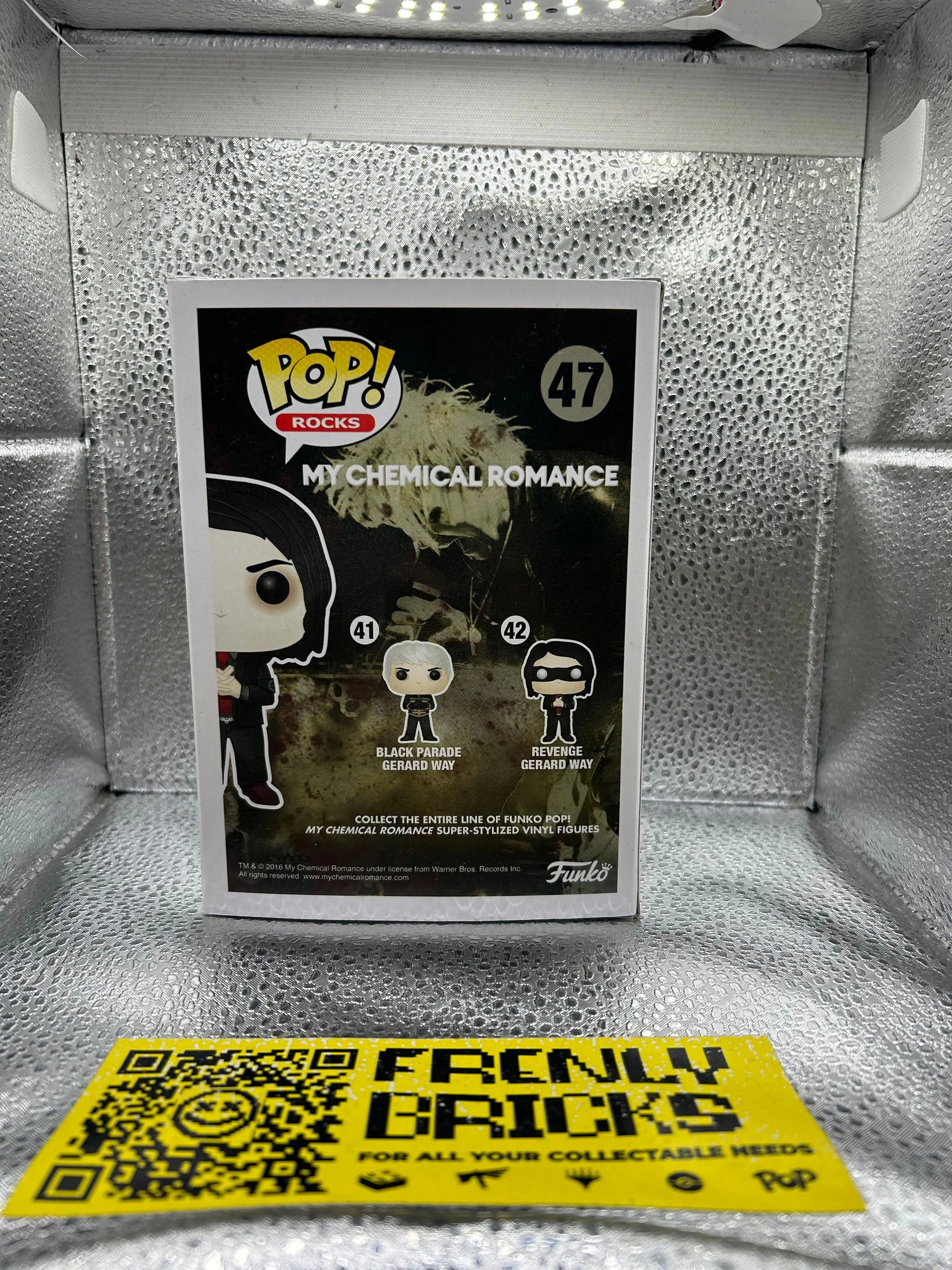 Pop Vinyl Rocks #47 My Chemical Romance Gerard Way (Red Tie) FRENLY BRICKS - Open 7 Days