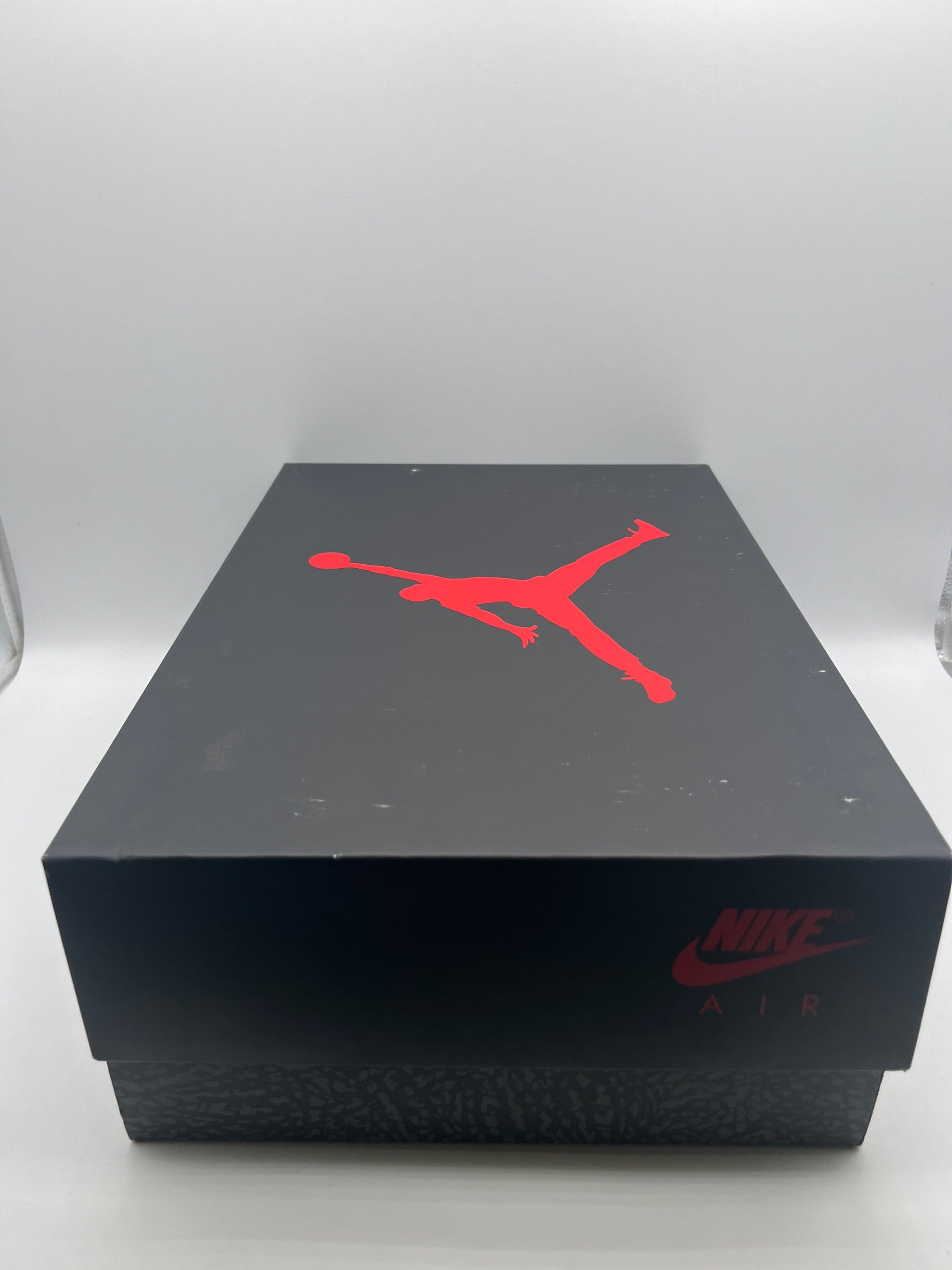 Size 10 Men’s- Nike Jordan 3 Retro Fire Red 2022 DN3707-160 Used FRENLY BRICKS - Open 7 Days