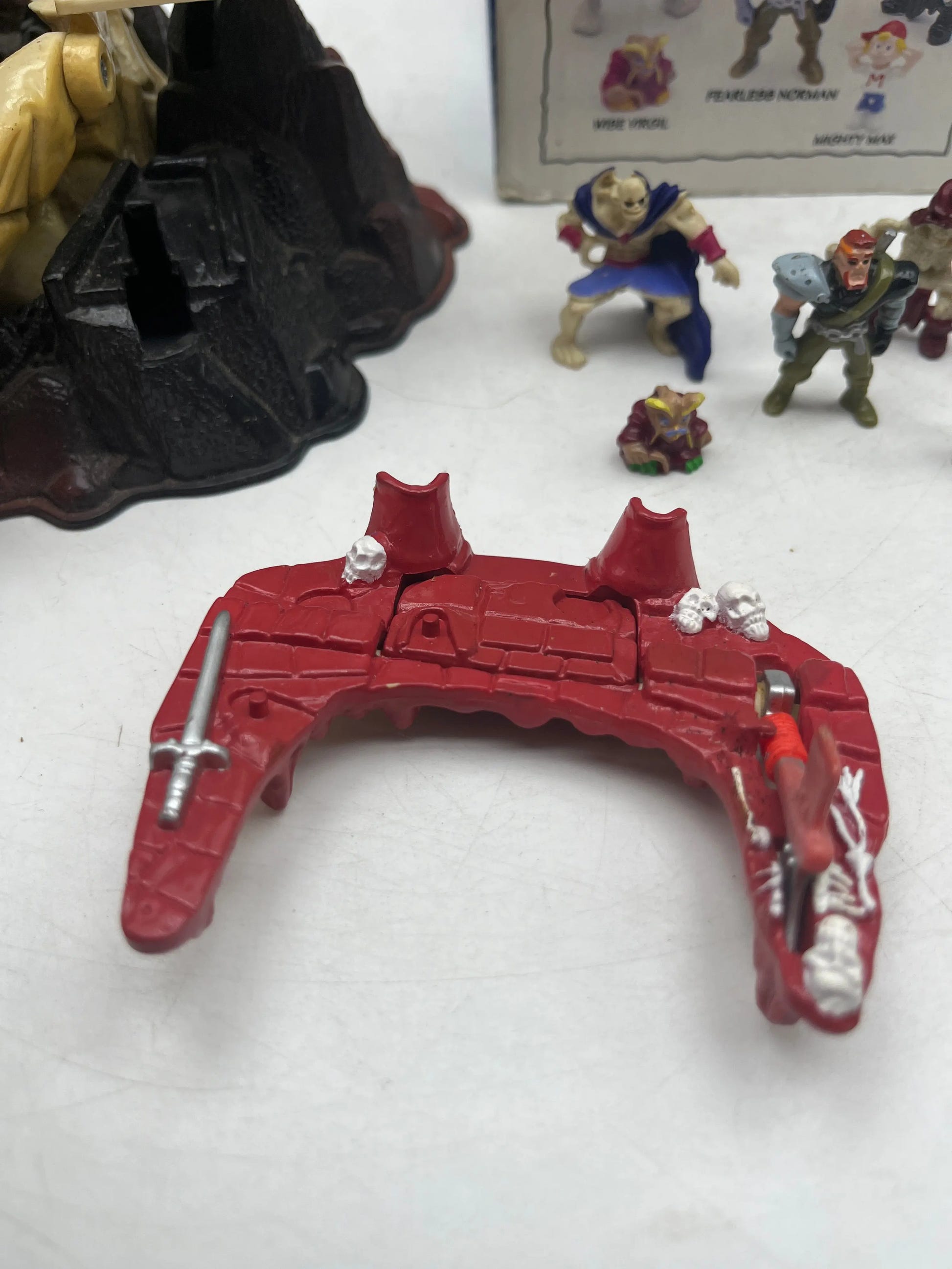 Mighty Max Skullmaster Mega Heads Playset with Figures Bundle FRENLY BRICKS - Open 7 Days image 13