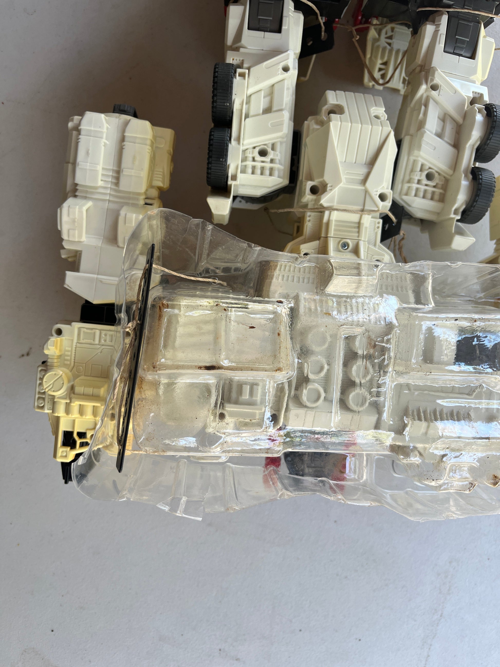 Takara Tomy Transformers Generations TG-23 Metroplex 23 inch Action Figure FRENLY BRICKS - Open 7 Days