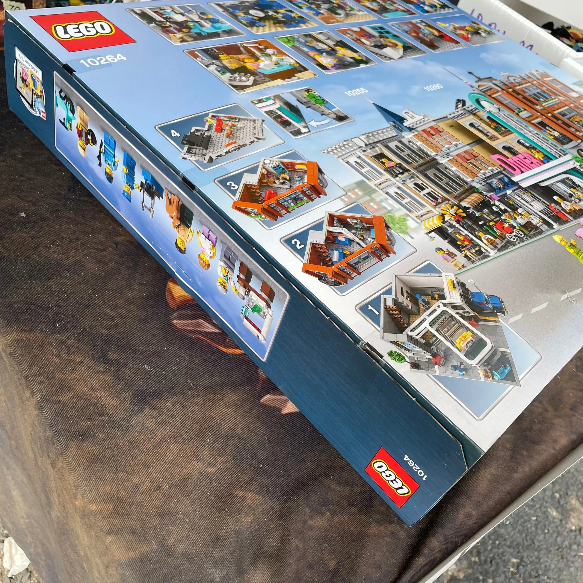 Lego Creator Corner Garage 2569 Brand New & Sealed Lego Set Genuine FRENLY BRICKS - Open 7 Days