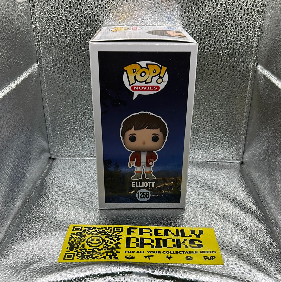 POP Vinyl 1256 Movies ET Elliott FRENLY BRICKS - Open 7 Days