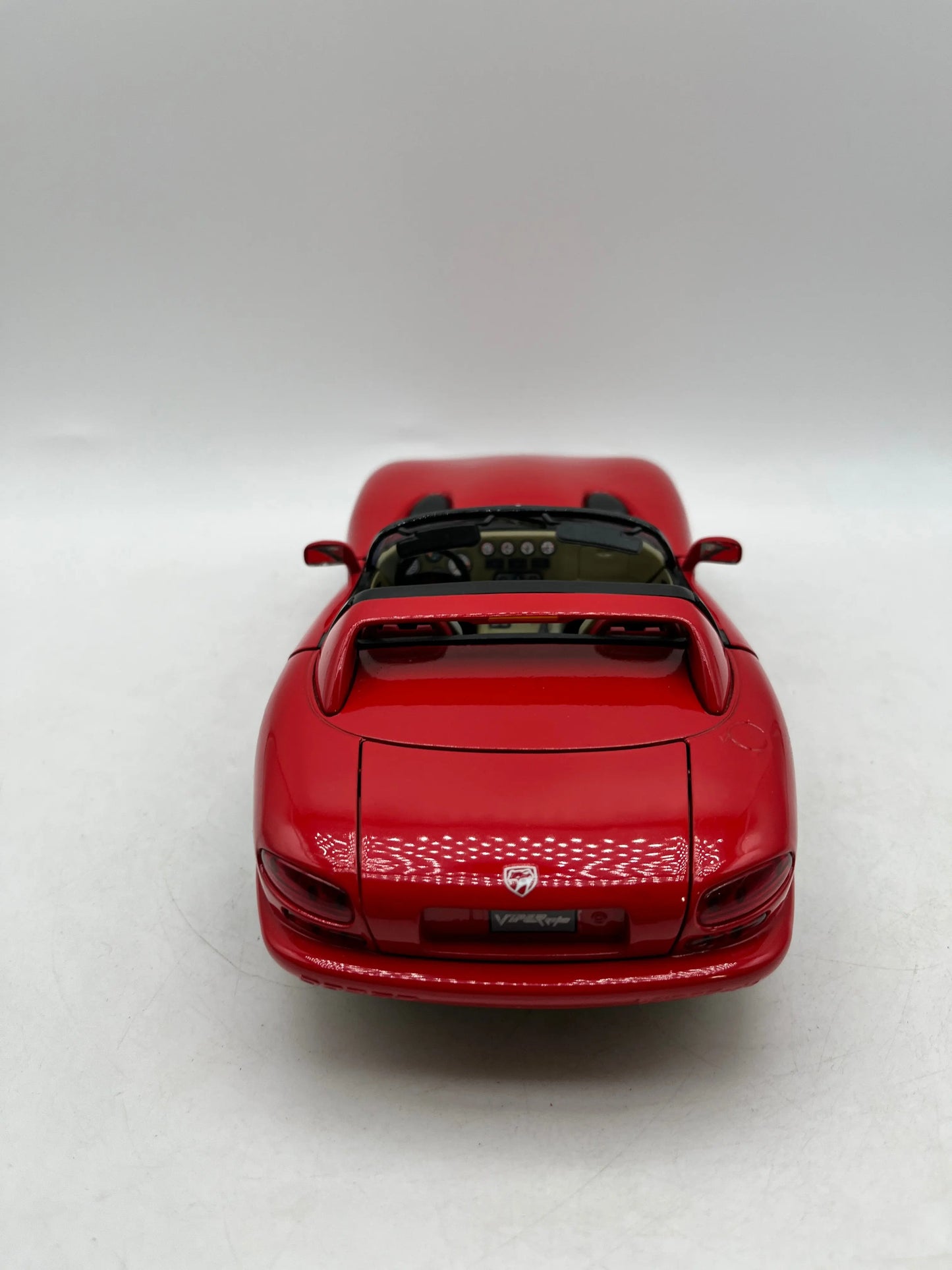 1:18 Burago Dodge Viper RT-10 Roadster  1993 in Red - Diecast Model Car FRENLY BRICKS - Open 7 Days