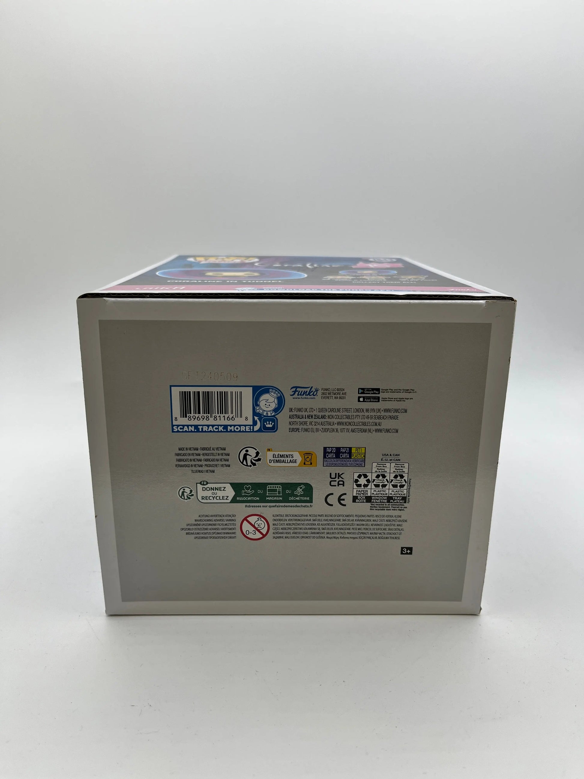 Funko POP! Deluxe Coraline - Coraline In Tunnel #1643 FRENLY BRICKS - Open 7 Days