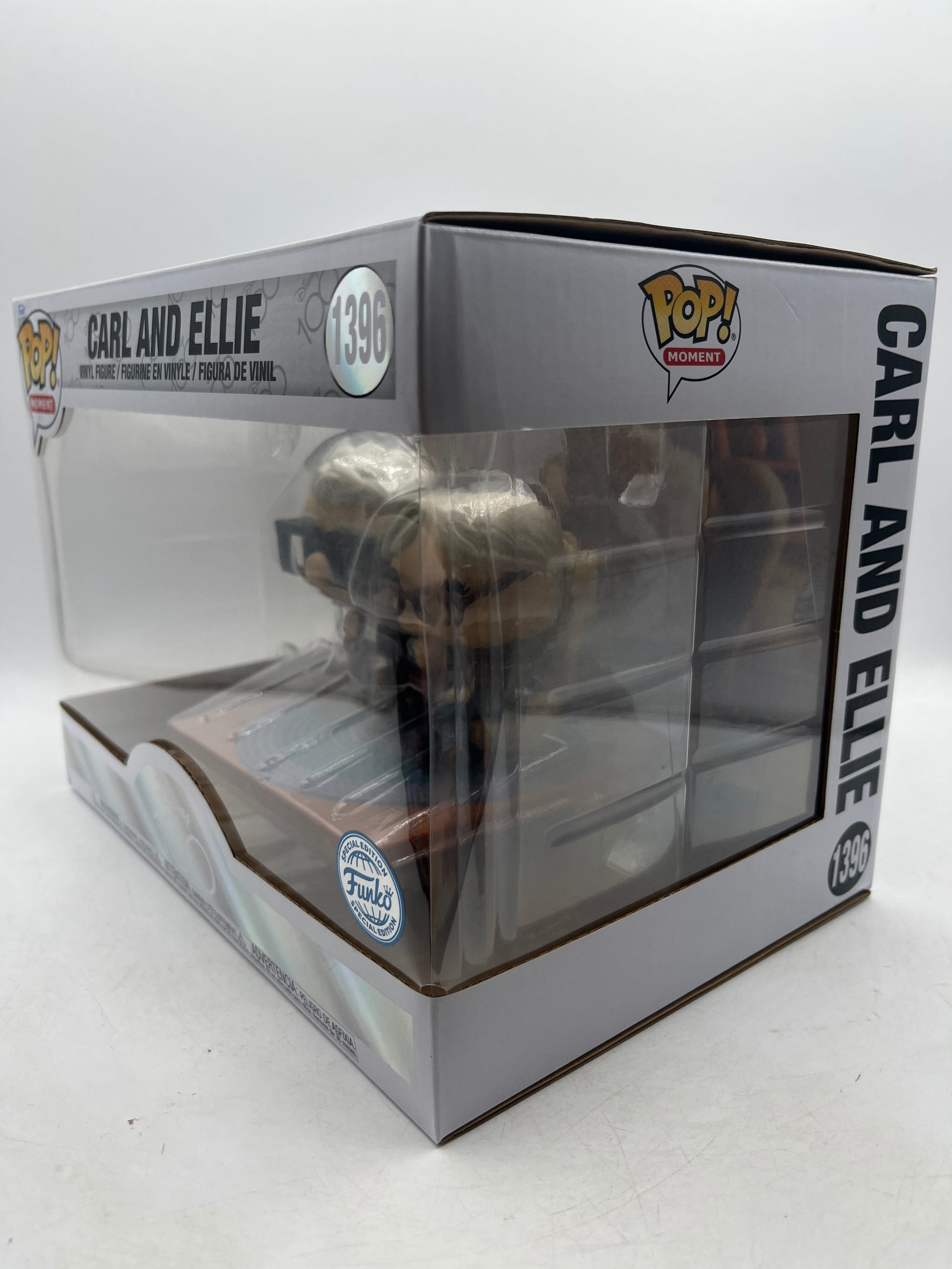 Funko Pop Moments Disney Pixar #1396 UP Carl and Ellie, Disney 100 Exclusive image 7