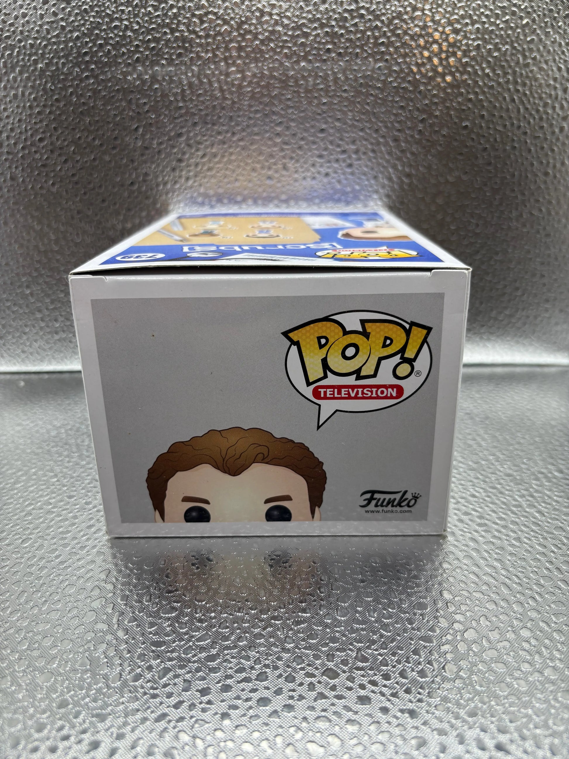 Funko Pop #739 [Scrubs] Dr. Cox FRENLY BRICKS - Open 7 Days