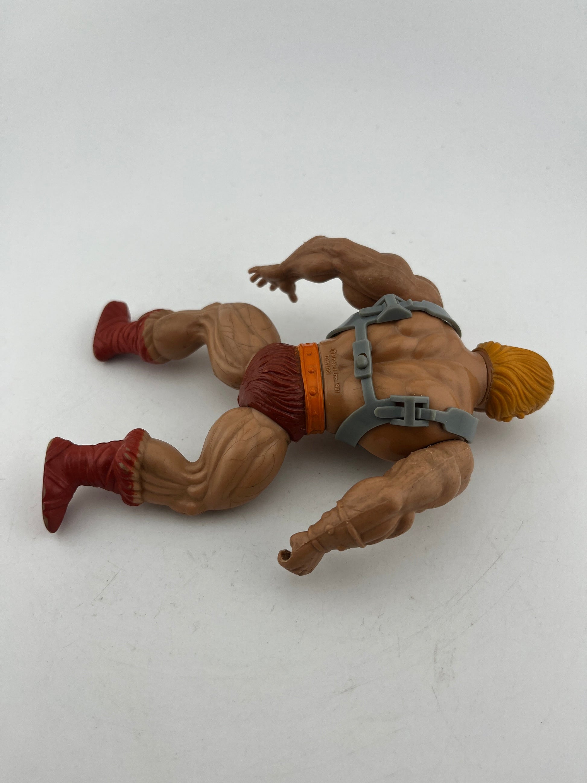 Vintage He-Man - Masters Of The Universe - Soft Head 1981 - Missing Shield FRENLY BRICKS - Open 7 Days