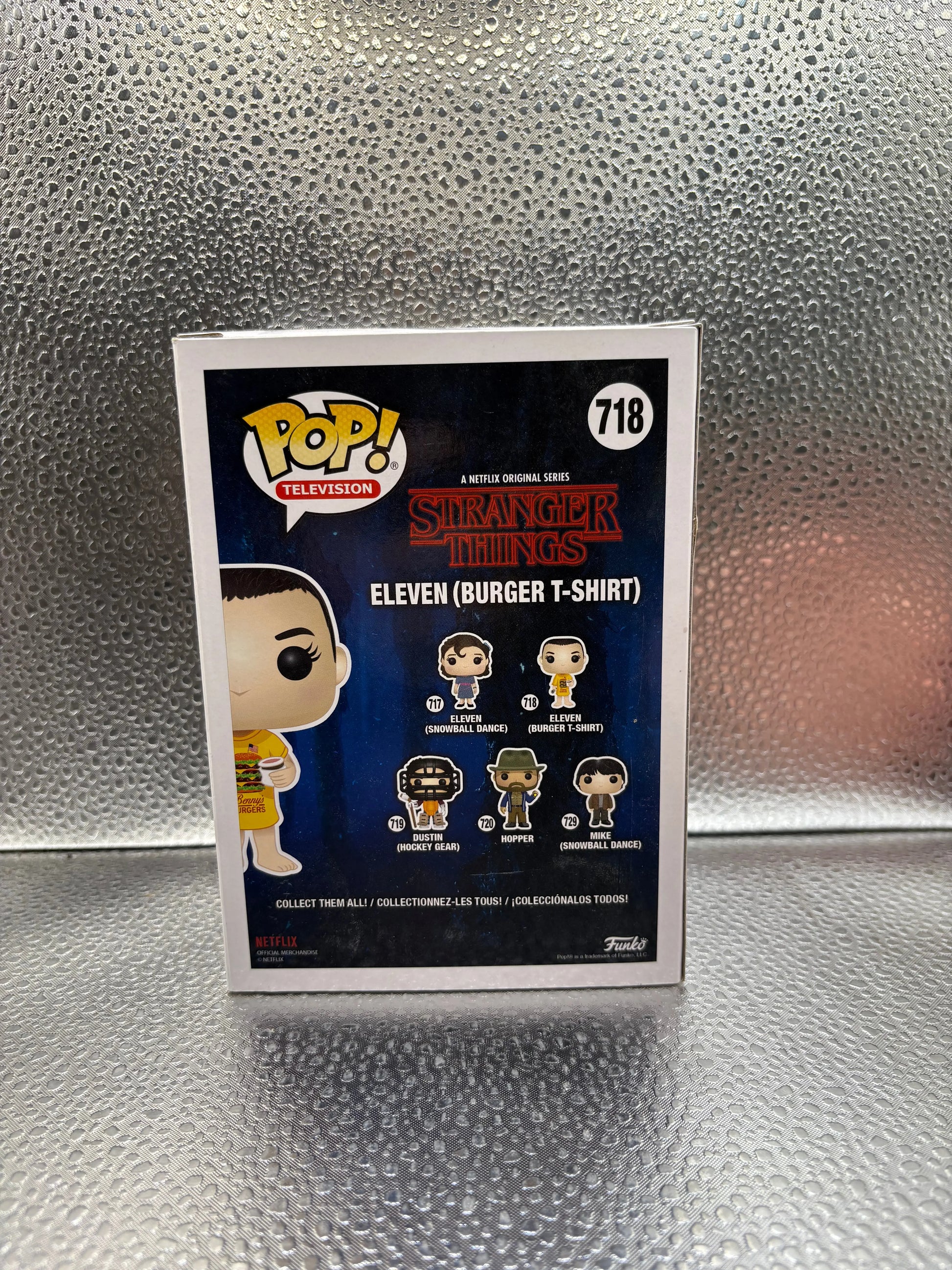 Funko pop Vinyl #718 Stranger Things Eleven FRENLY BRICKS - Open 7 Days