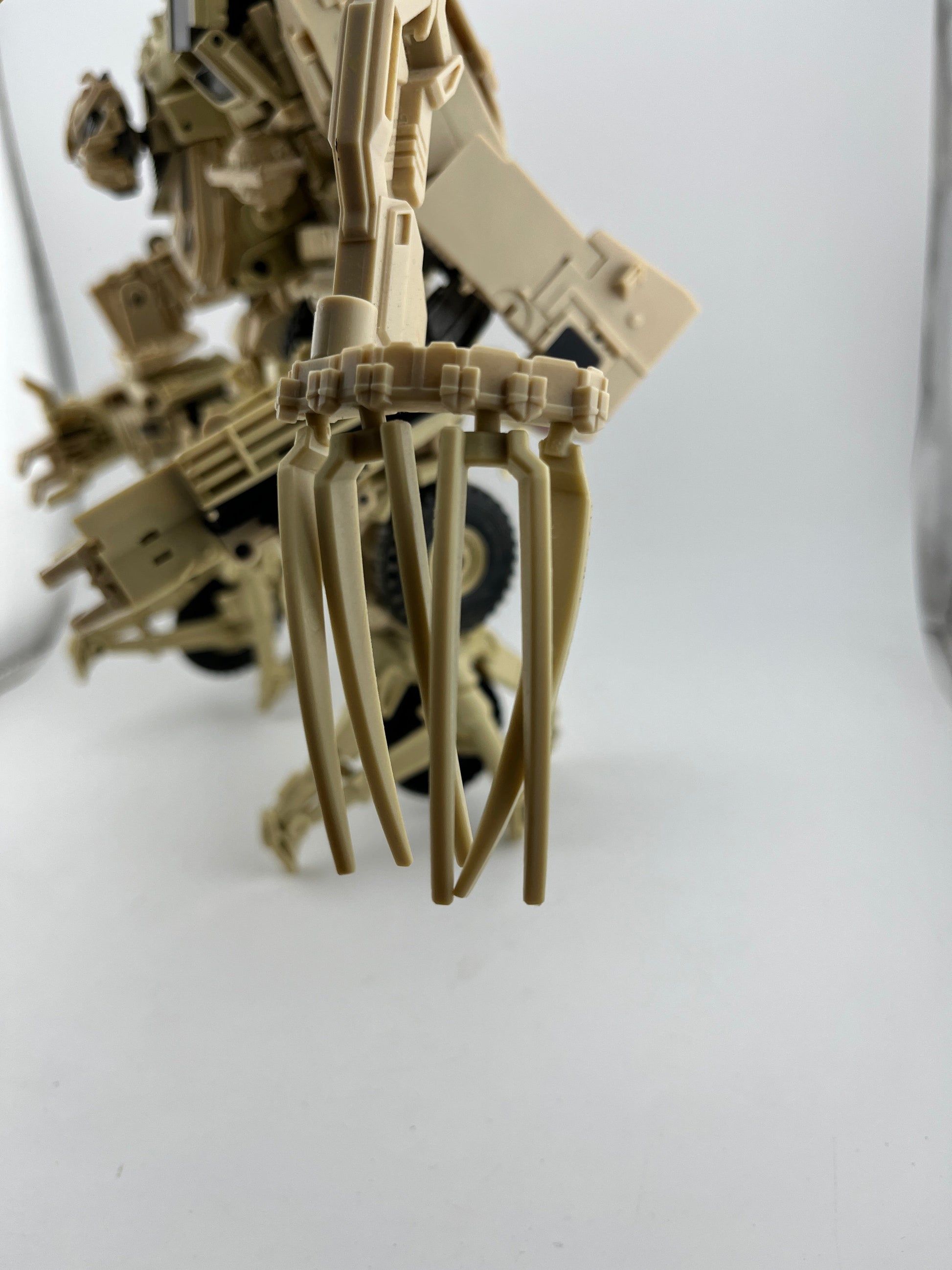 Takara Tomy Transformers Masterpiece Movie Series MPM-14 Bonecrusher - Loose FRENLY BRICKS - Open 7 Days