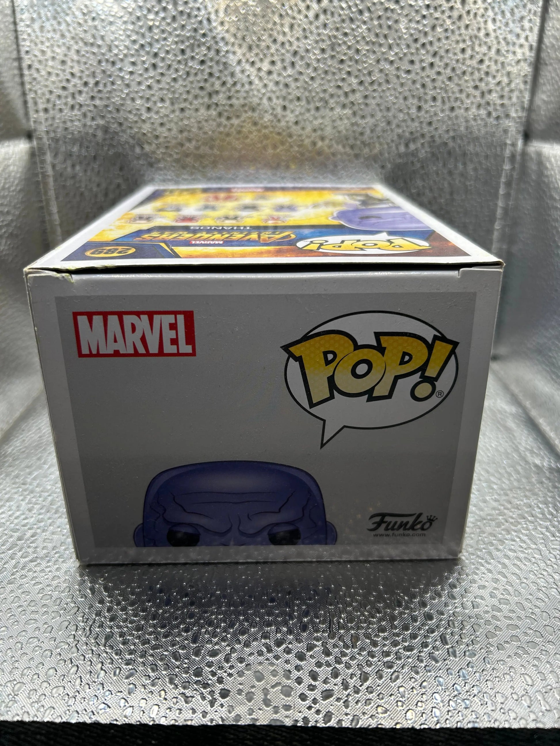 Funko Pop Marvel #289 Thanos FRENLY BRICKS - Open 7 Days