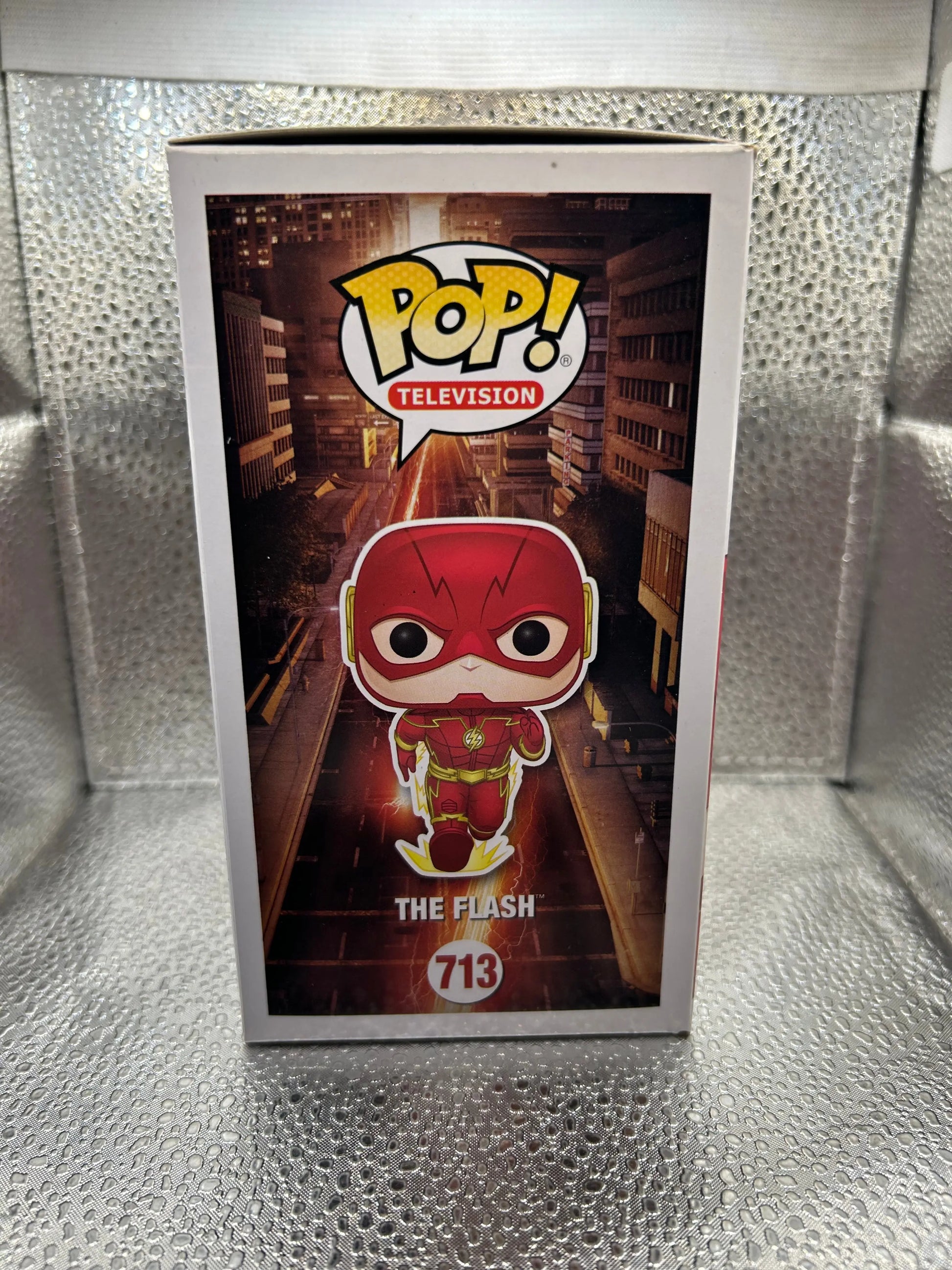 Funko Pop Vinyl #713 The Flash FRENLY BRICKS - Open 7 Days